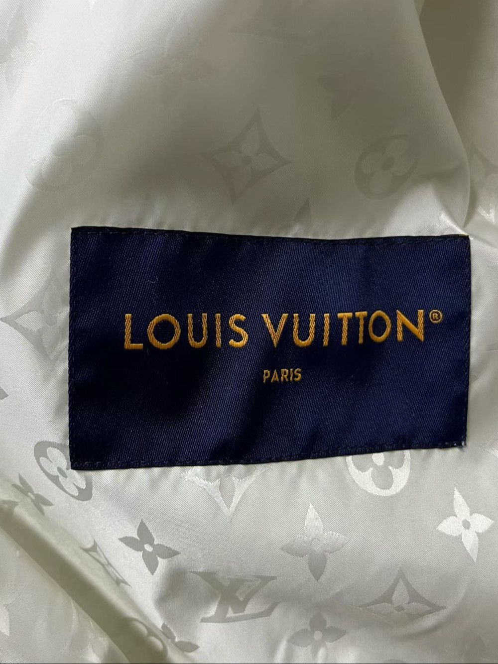 Louis Vuitton Louis Vuitton Fleece Zip-Up Jacket Size XL Size US XL / EU 56 / 4 - 3 Thumbnail