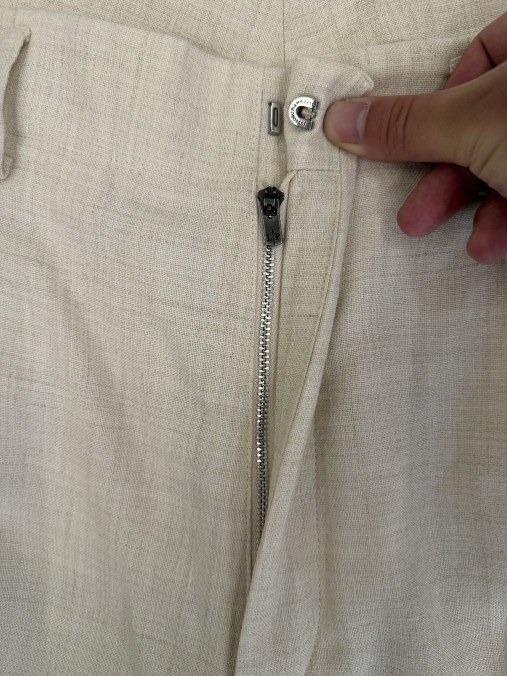 Loro Piana Beige Pleated Tailored Shorts Size US 34 / EU 50 - 7 Thumbnail