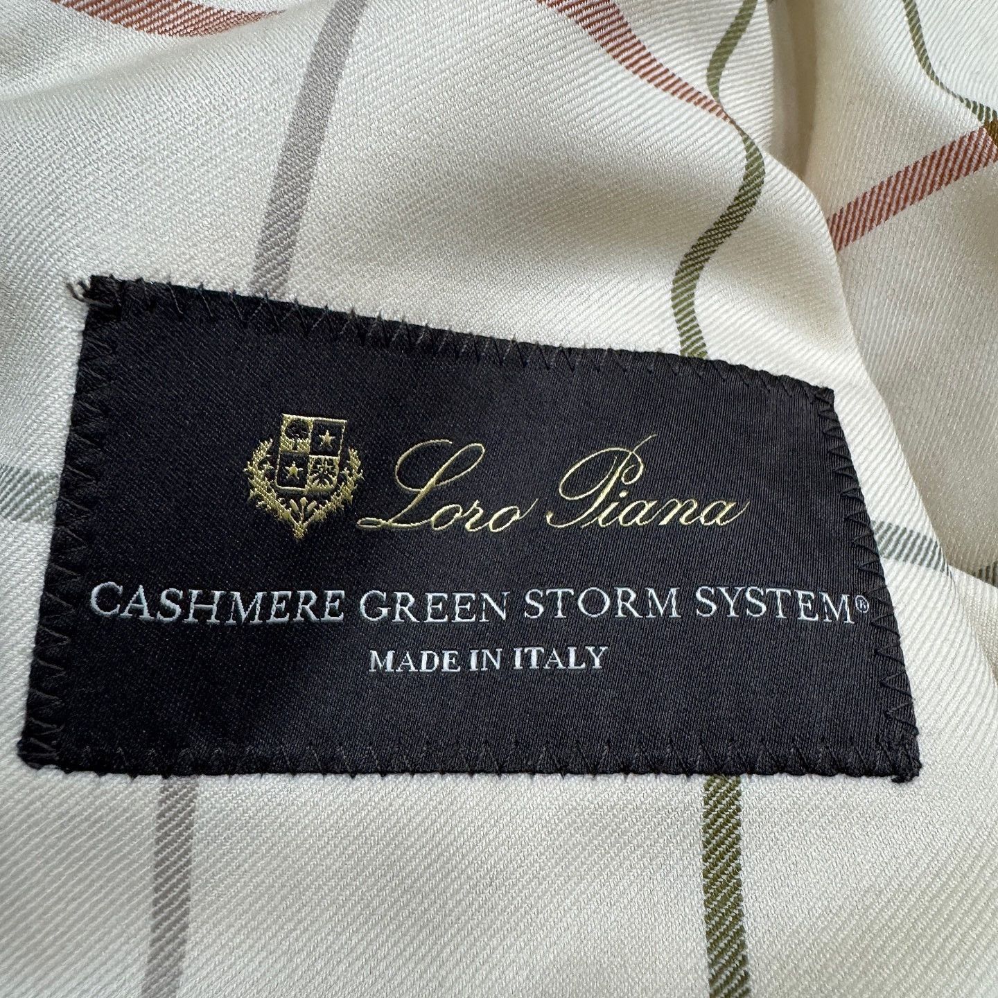 Loro Piana Beige Hooded Padded Coat Size L Size US L / EU 52-54 / 3 - 7 Thumbnail