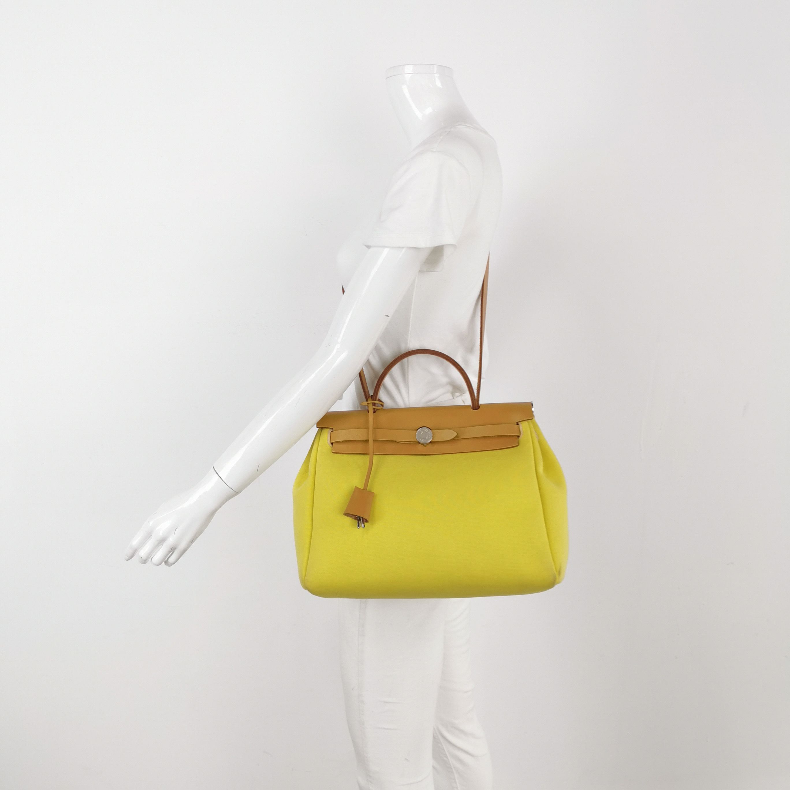 Hermes Hermes Women os Shoulder Bags Size ONE SIZE - 2 Thumbnail