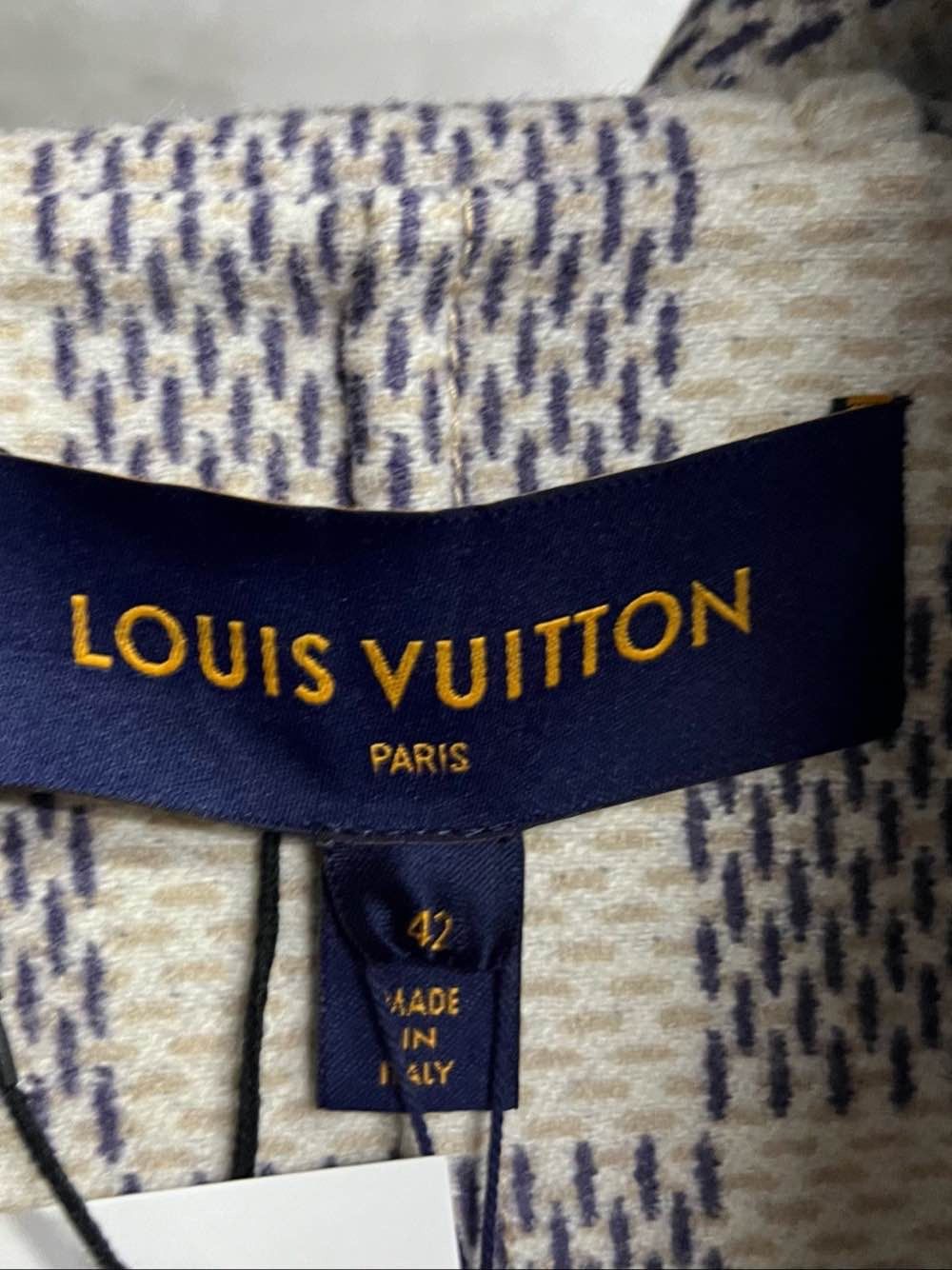 Louis Vuitton Louis Vuitton Damier Azur Wool Blend Coat Size 42 Size M / US 6-8 / IT 42-44 - 3 Thumbnail