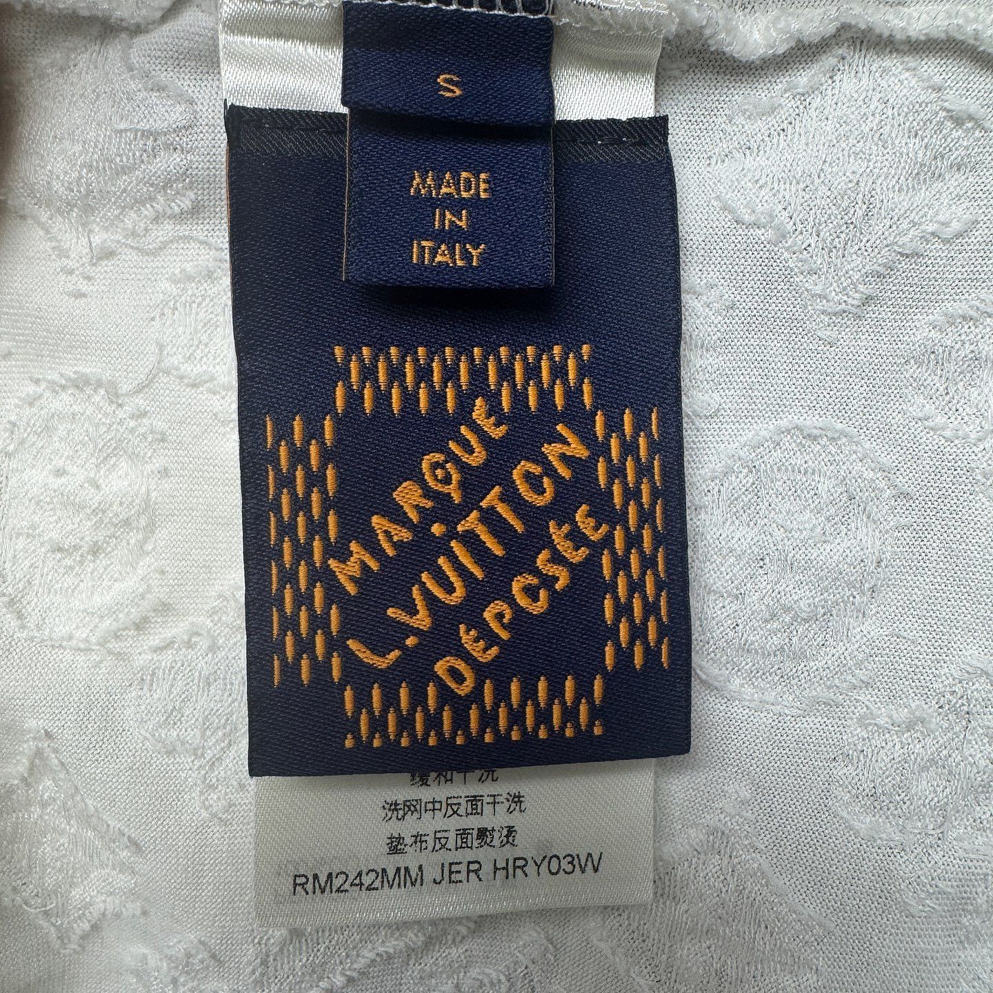 Louis Vuitton Louis Vuitton Monogram Jacquard T-Shirt Size S Size S / US 4 / IT 40 - 4 Thumbnail