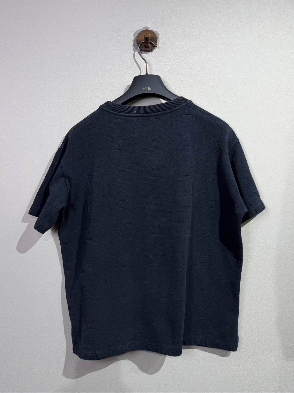 Louis Vuitton Louis Vuitton Monogram Pocket T-Shirt Size L Size US L / EU 52-54 / 3 - 2 Thumbnail
