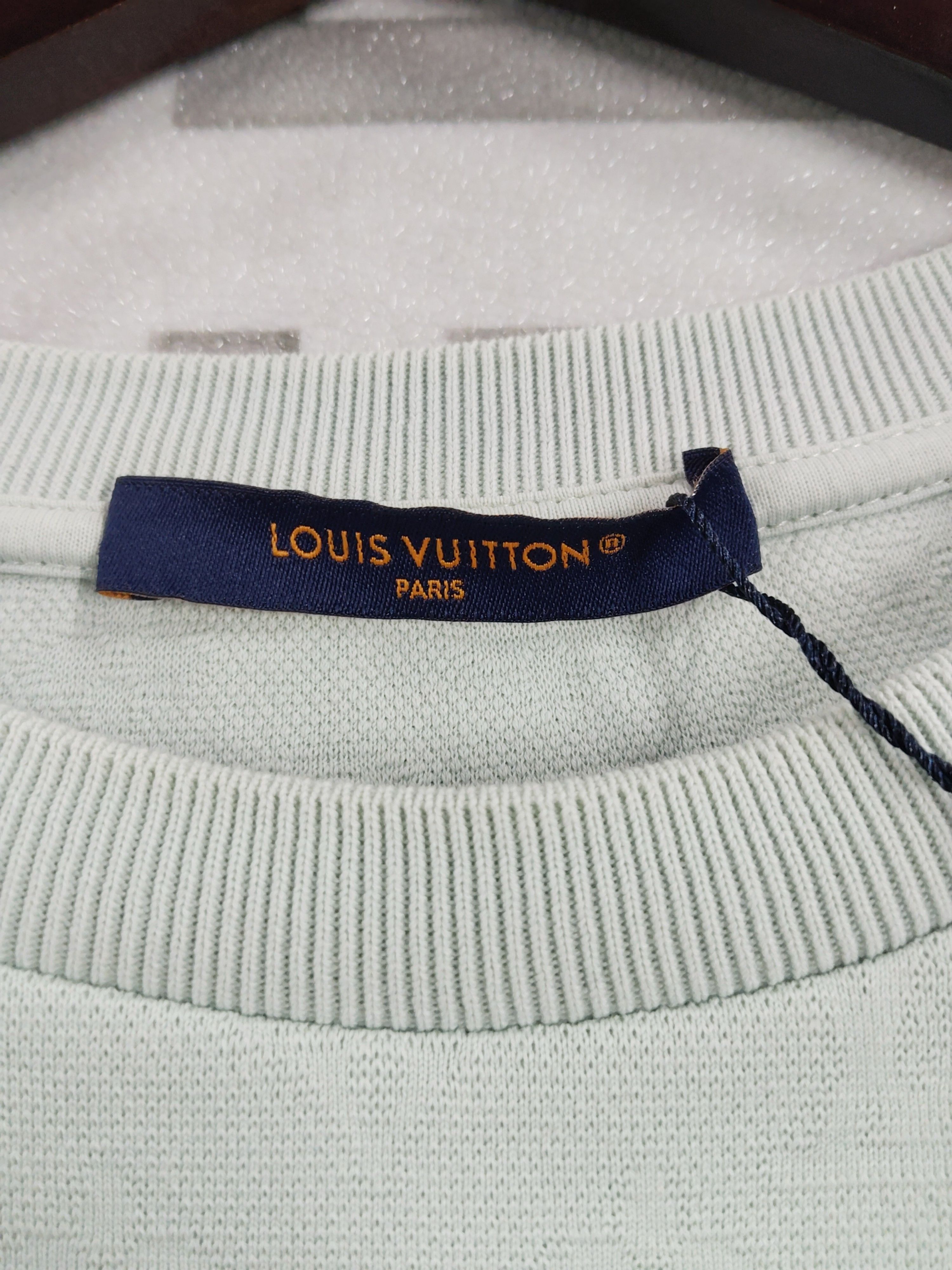 Louis Vuitton Louis Vuitton Monogram 3D Pocket T-Shirt Size M Size US M / EU 48-50 / 2 - 3 Thumbnail