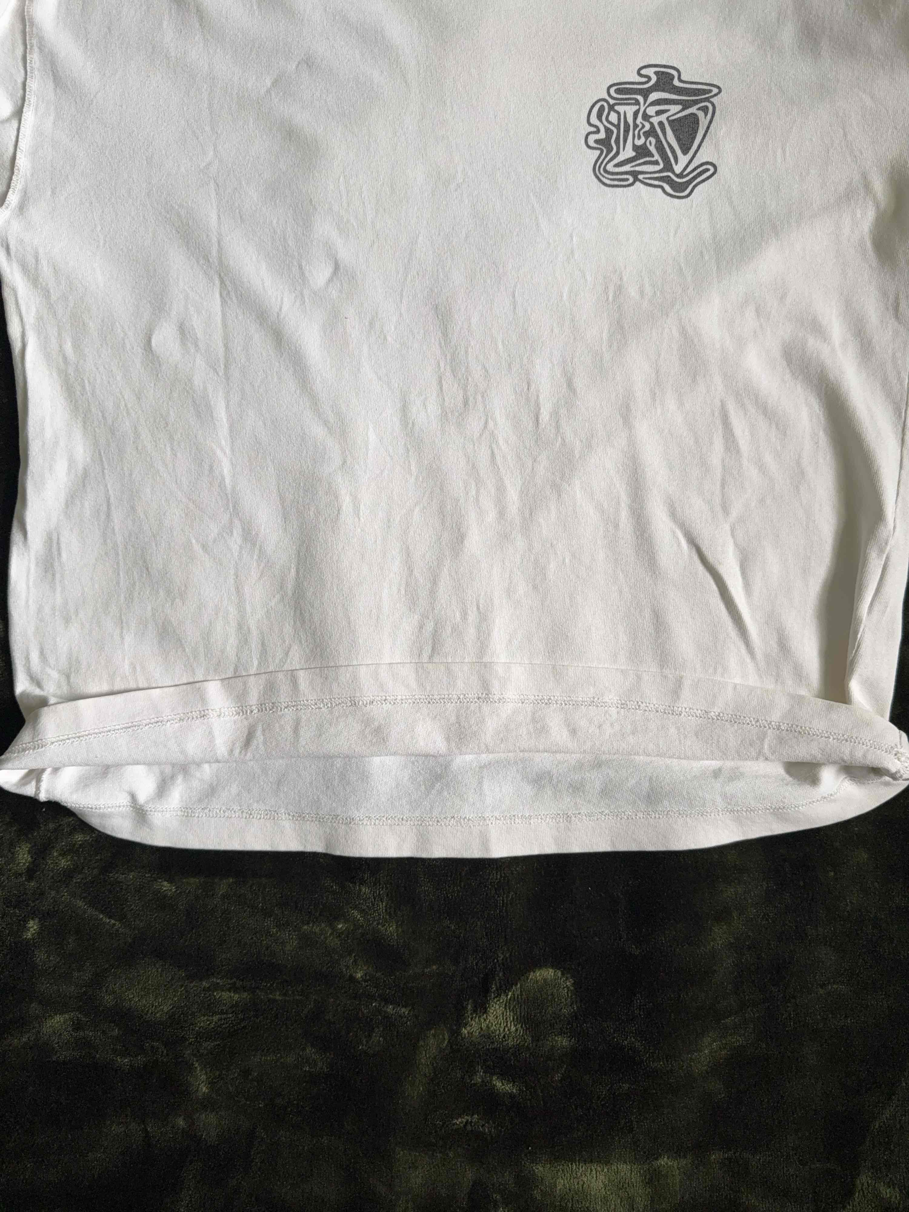 Louis Vuitton Louis Vuitton Logo T-Shirt Size S Size US S / EU 44-46 / 1 - 7 Thumbnail