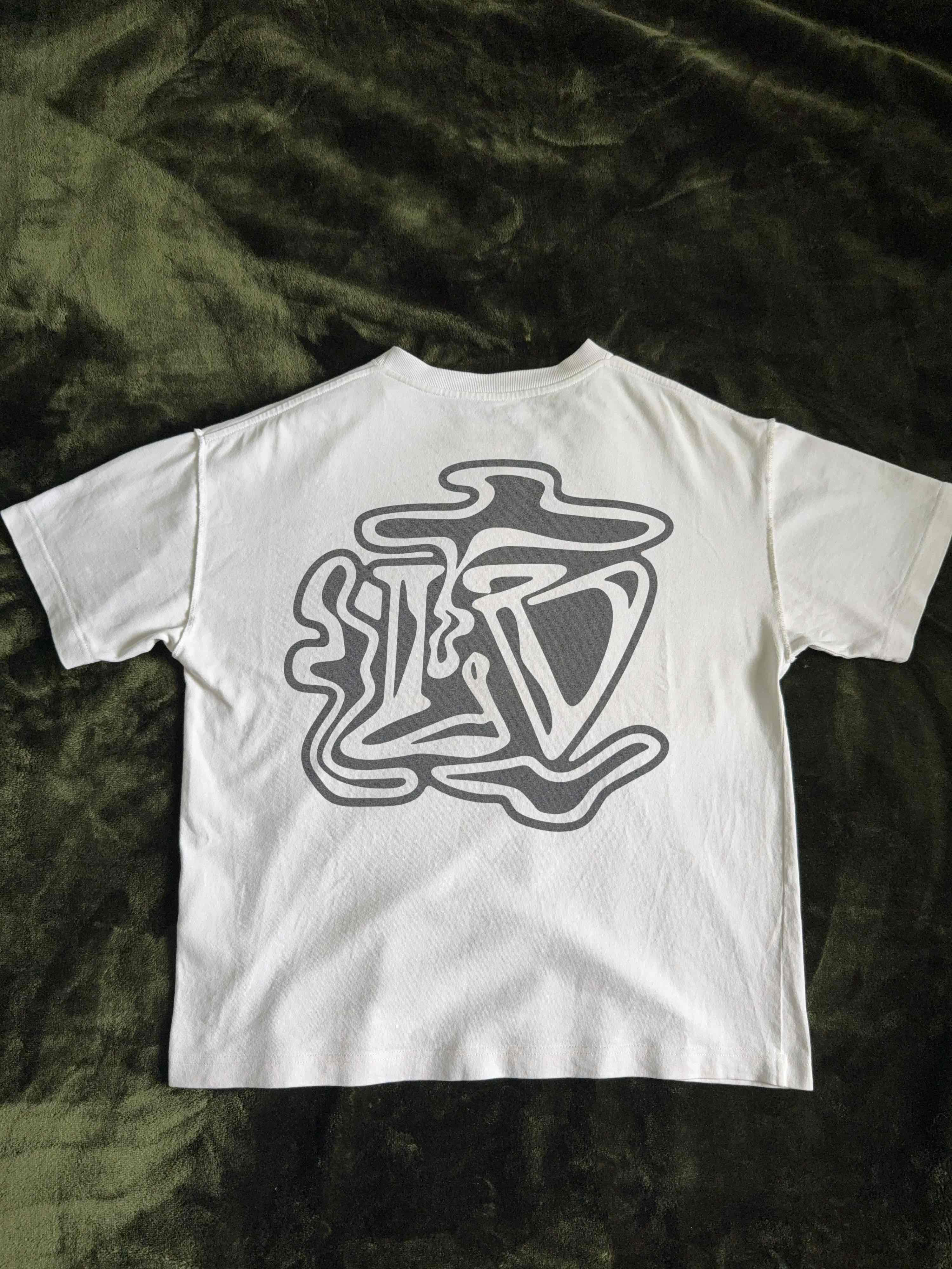 Louis Vuitton Louis Vuitton Logo T-Shirt Size S Size US S / EU 44-46 / 1 - 2 Thumbnail