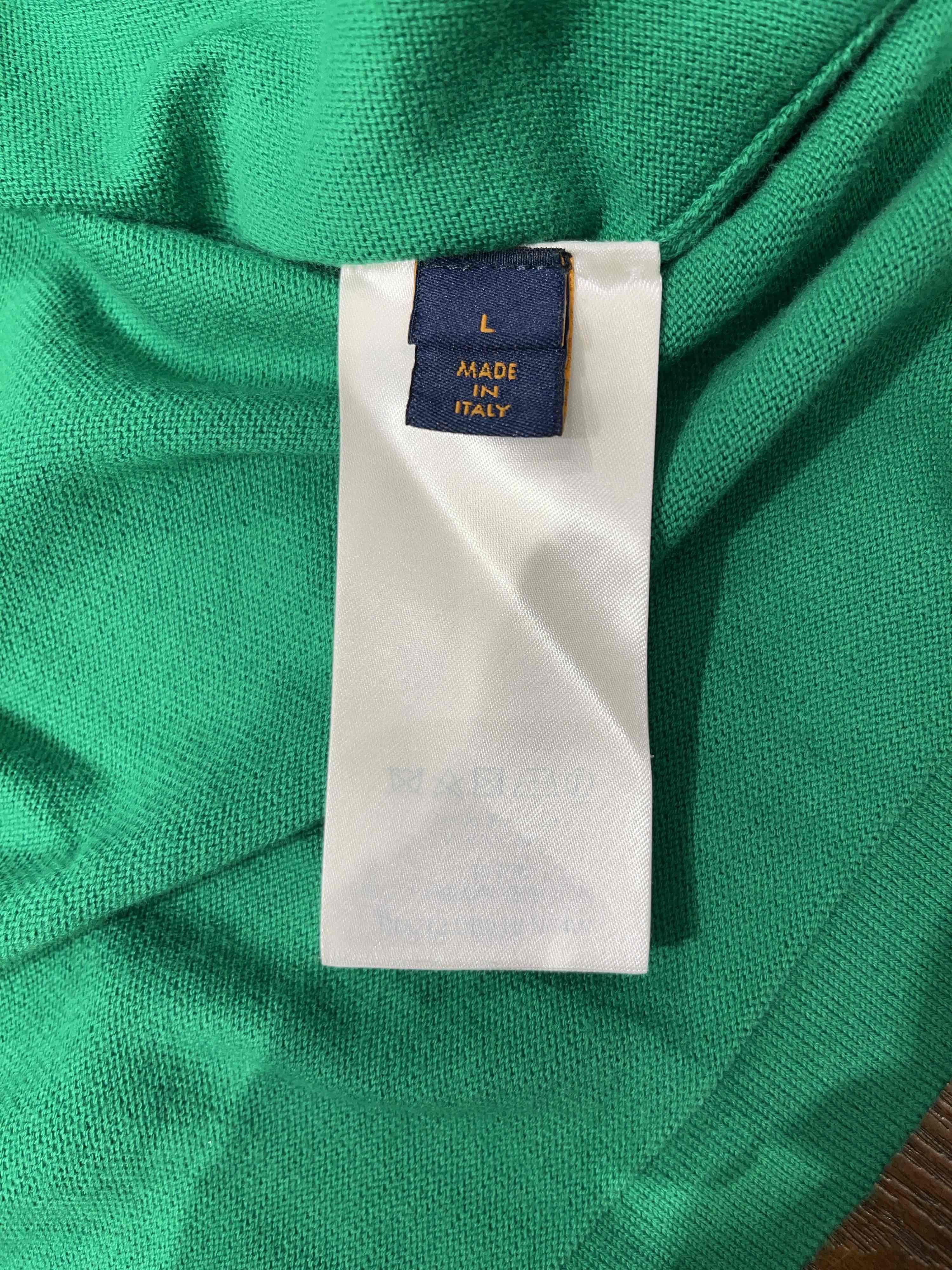 Louis Vuitton Louis Vuitton Logo Graphic T-Shirt Green Size L Size US L / EU 52-54 / 3 - 4 Thumbnail