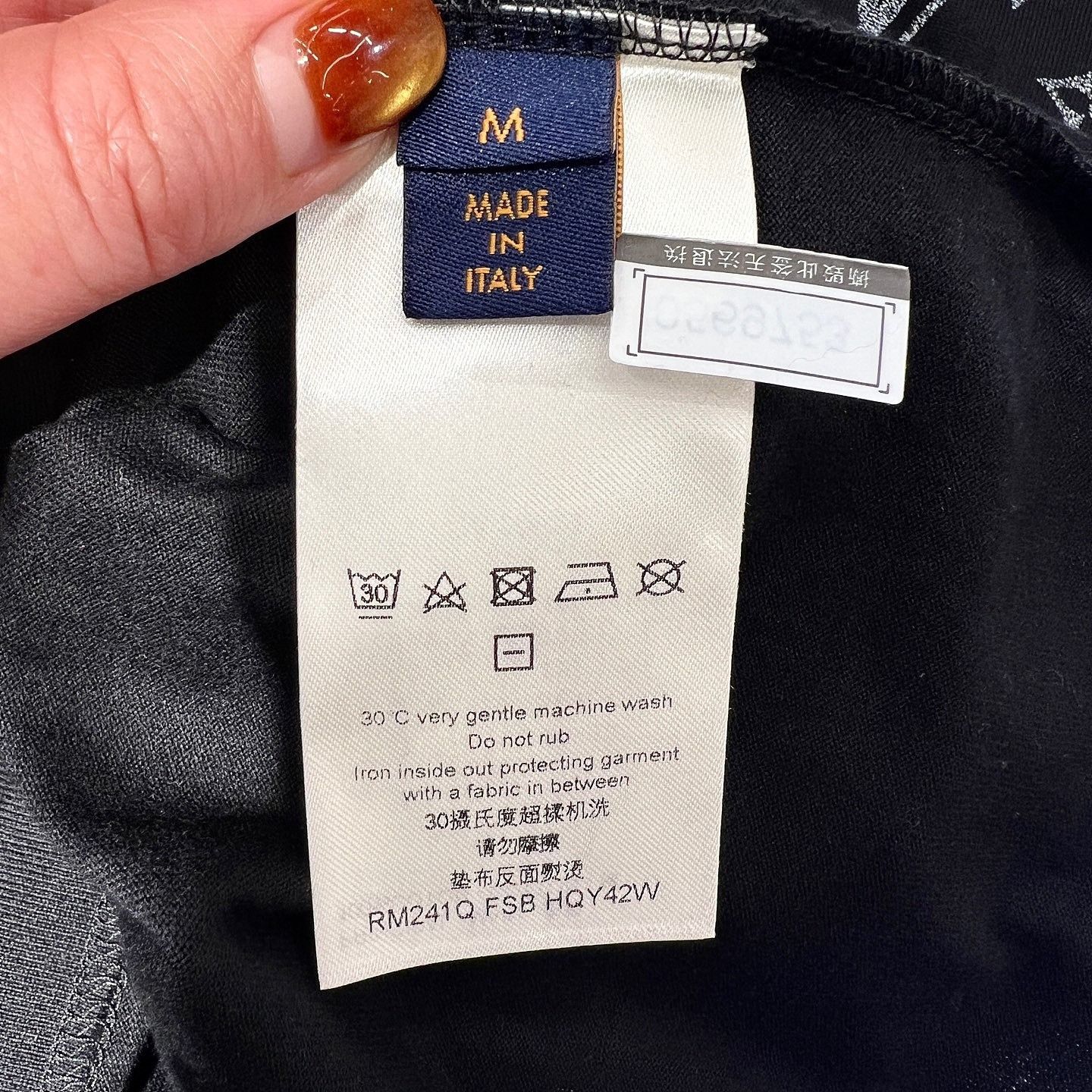 Louis Vuitton Louis Vuitton Gradient Monogram T-Shirt Size M Size US M / EU 48-50 / 2 - 4 Thumbnail
