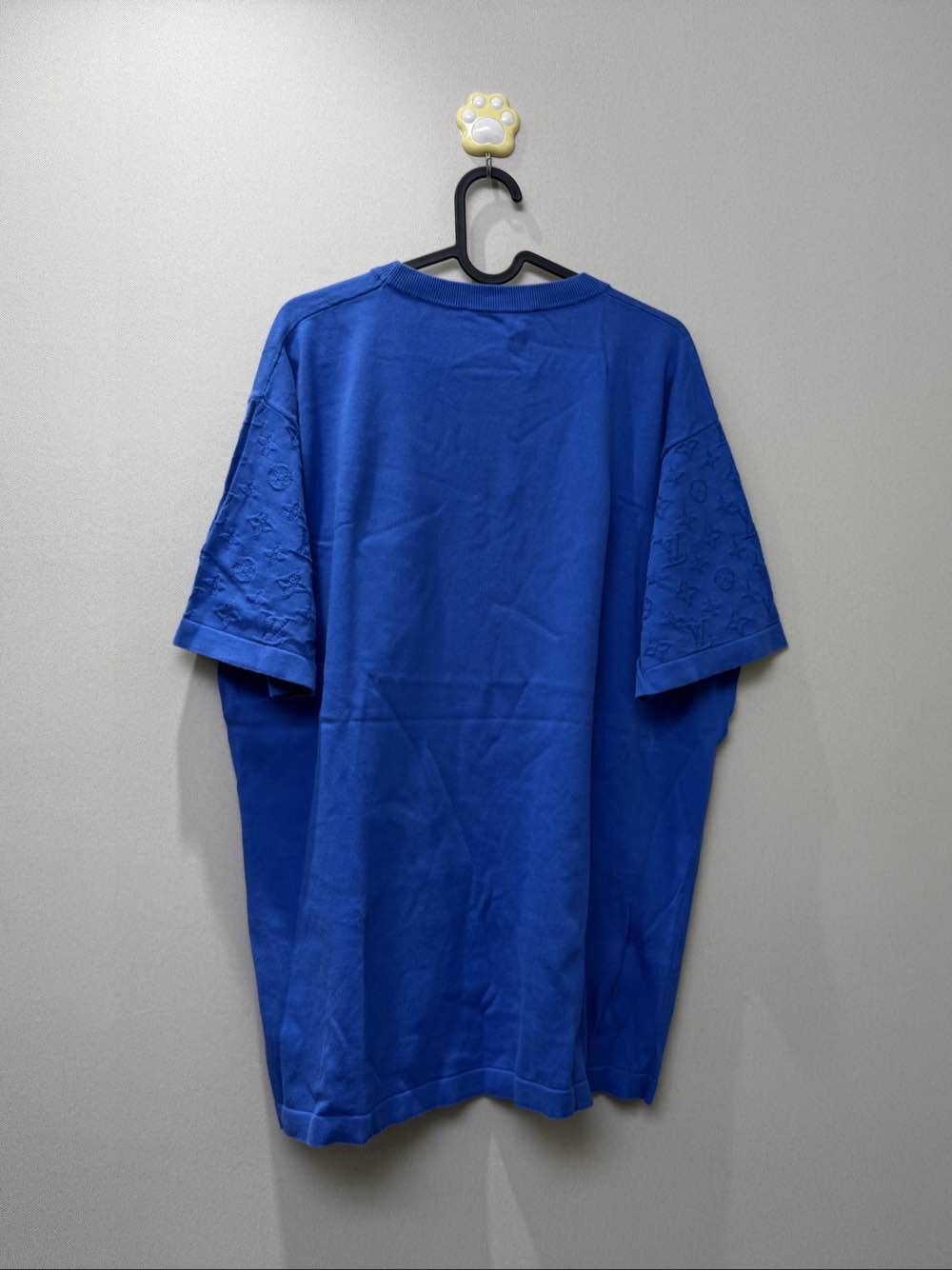 Louis Vuitton Louis Vuitton Monogram Sleeve T-Shirt Size XL Size US XL / EU 56 / 4 - 2 Thumbnail