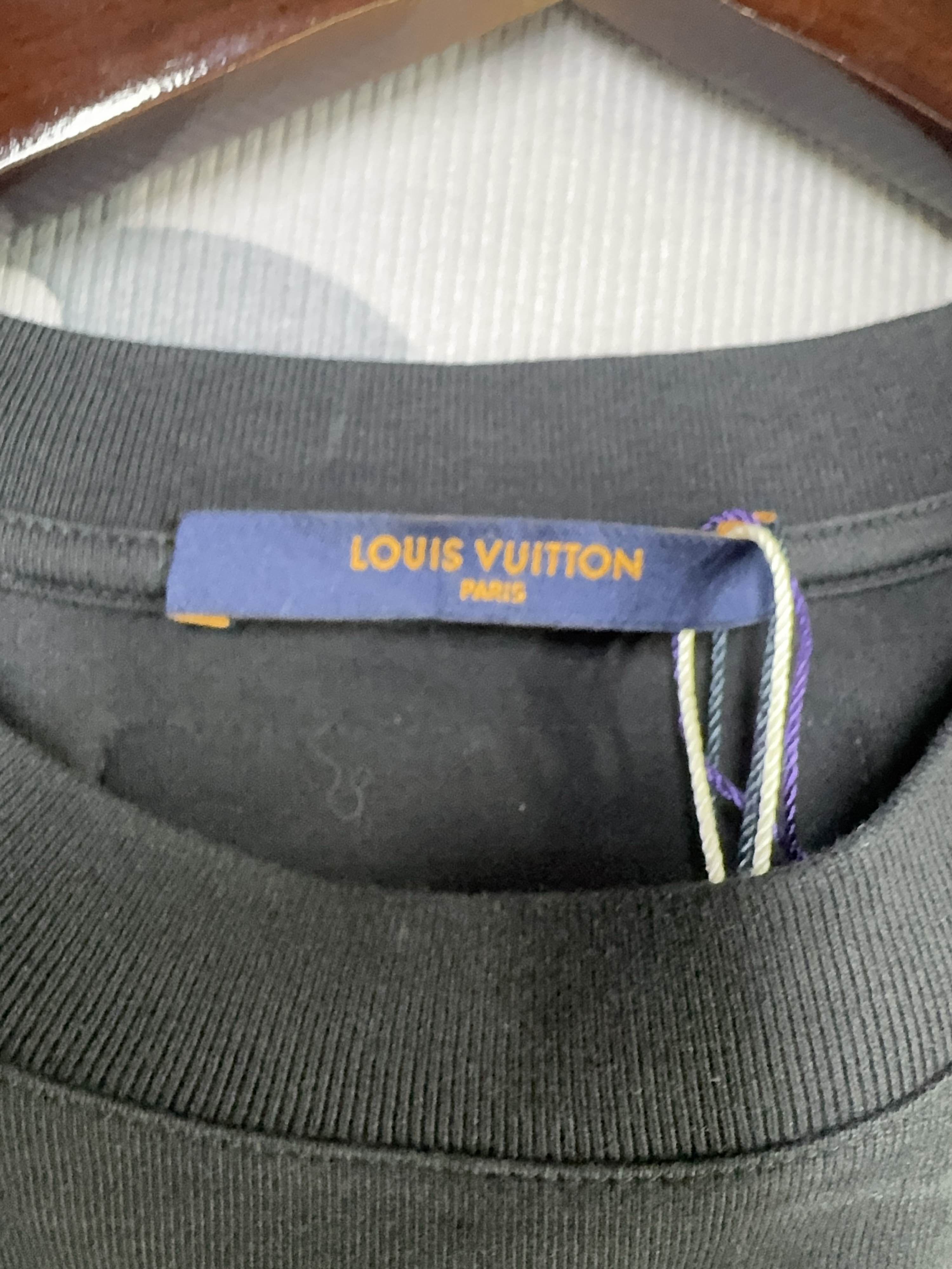 Louis Vuitton Louis Vuitton Airplane Print Logo T-Shirt Size XS Size US XS / EU 42 / 0 - 3 Thumbnail