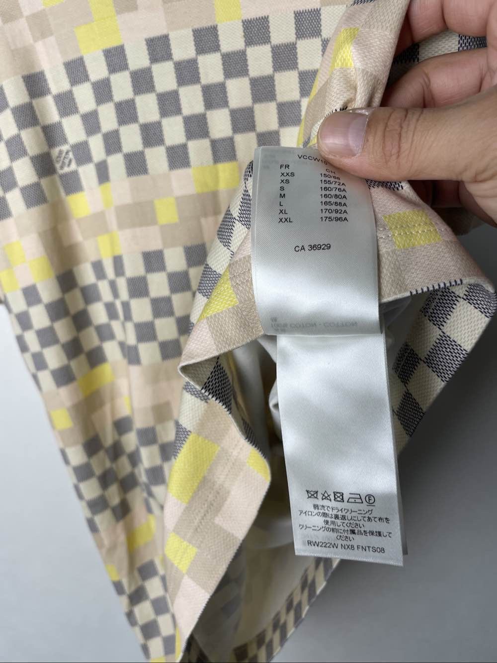 Louis Vuitton Louis Vuitton Damier Checkered Chain T-Shirt Size M Size M / US 6-8 / IT 42-44 - 4 Thumbnail