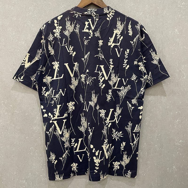 Louis Vuitton Louis Vuitton Monogram Floral T-Shirt Size XL Size US XL / EU 56 / 4 - 2 Thumbnail
