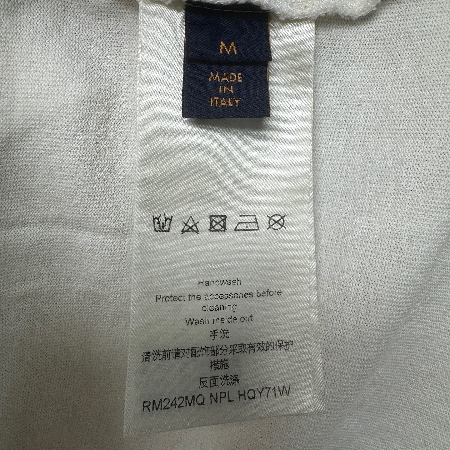 Louis Vuitton Louis Vuitton Pearl Embroidered T-Shirt Size M Size US M / EU 48-50 / 2 - 4 Thumbnail