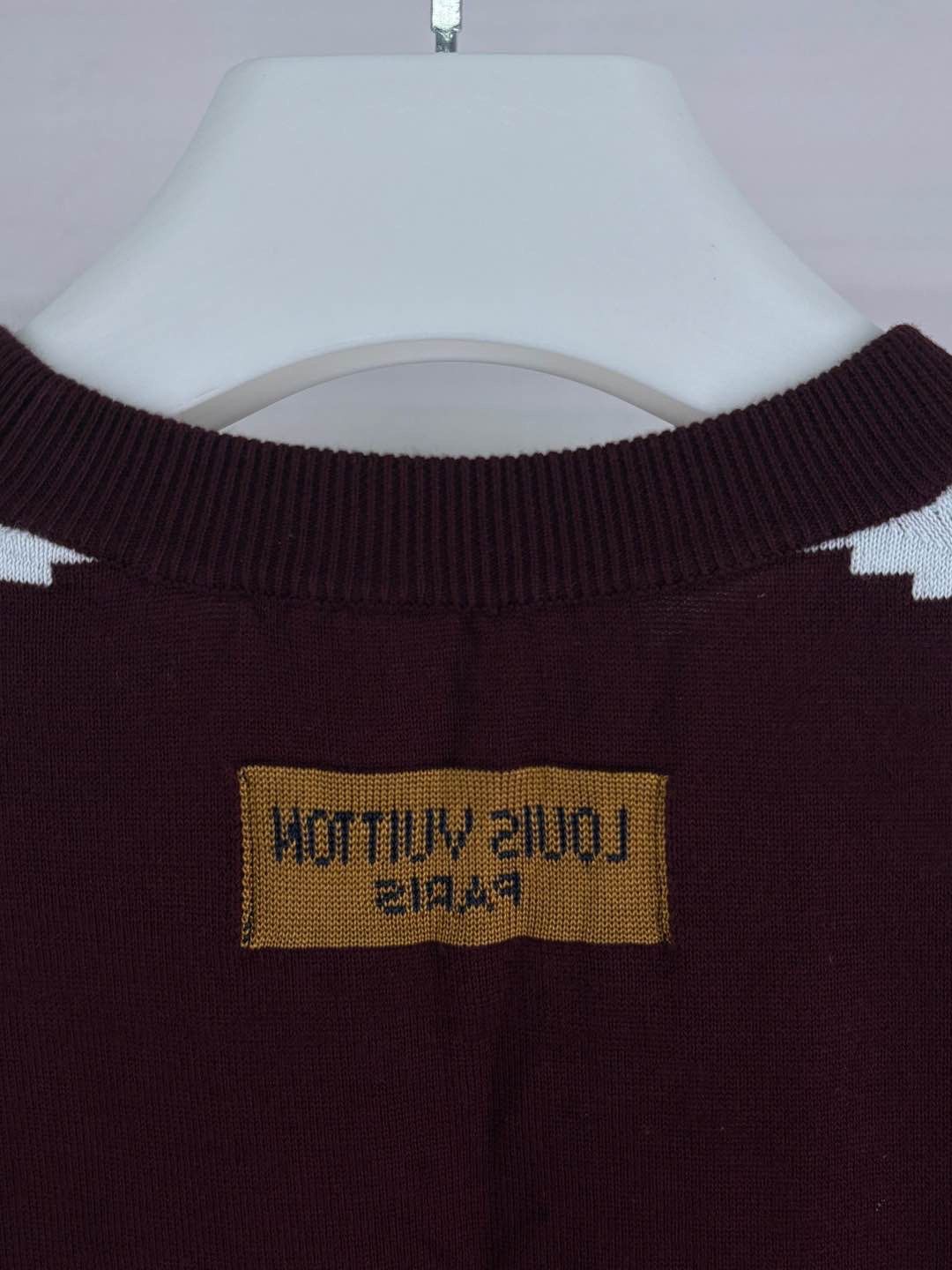 Louis Vuitton Louis Vuitton Logo Script Knit T-Shirt M Size US M / EU 48-50 / 2 - 7 Thumbnail