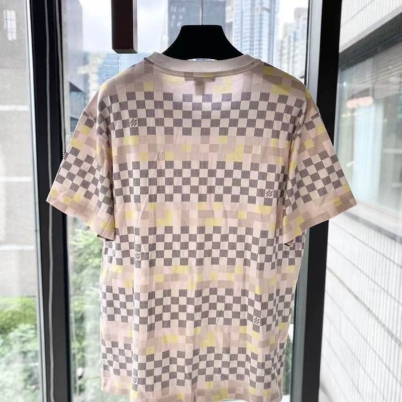 Louis Vuitton Louis Vuitton Check Print Chain T-Shirt Size M Size M / US 6-8 / IT 42-44 - 2 Thumbnail
