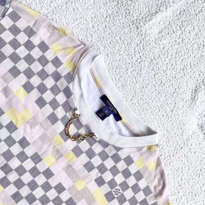 Louis Vuitton Louis Vuitton Check Print Chain T-Shirt Size M Size M / US 6-8 / IT 42-44 - 3 Thumbnail