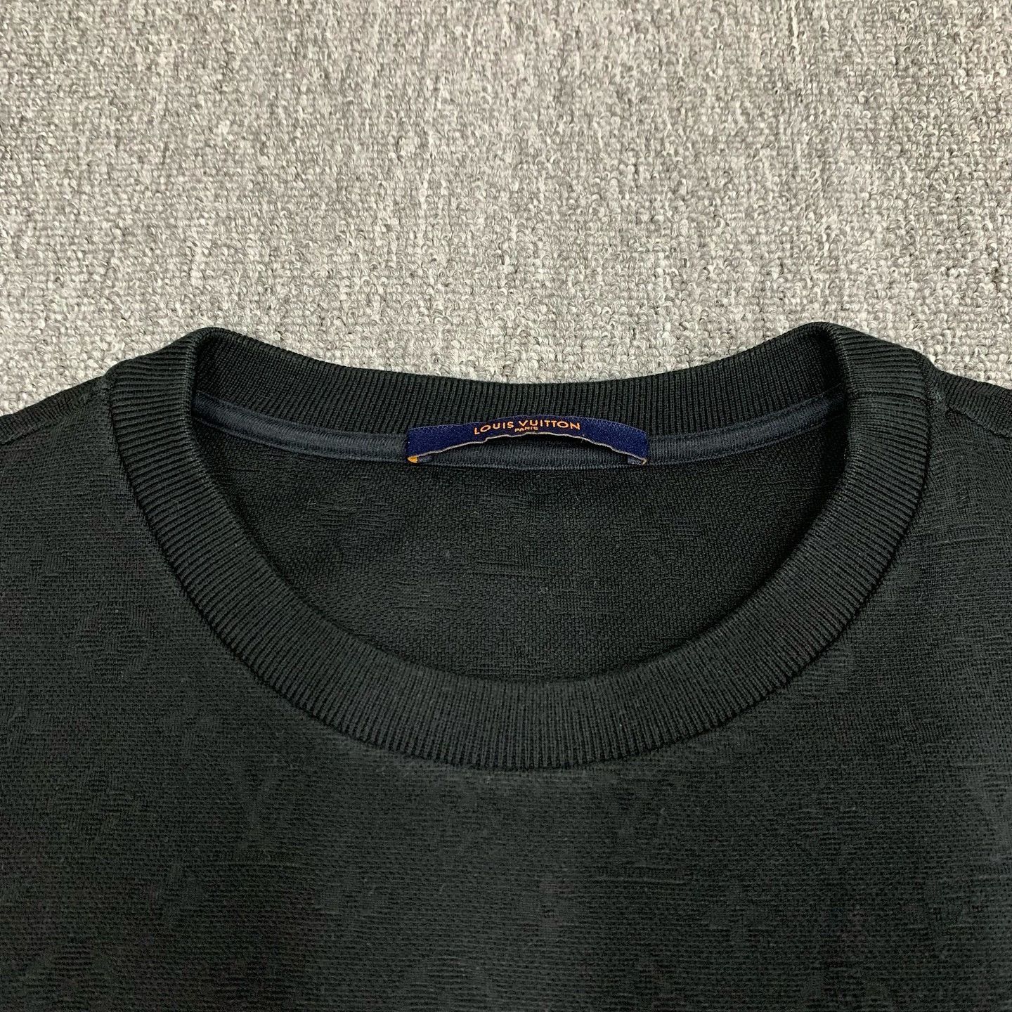 Louis Vuitton Louis Vuitton Monogram Pocket T-Shirt Size XL Size US XL / EU 56 / 4 - 8 Thumbnail