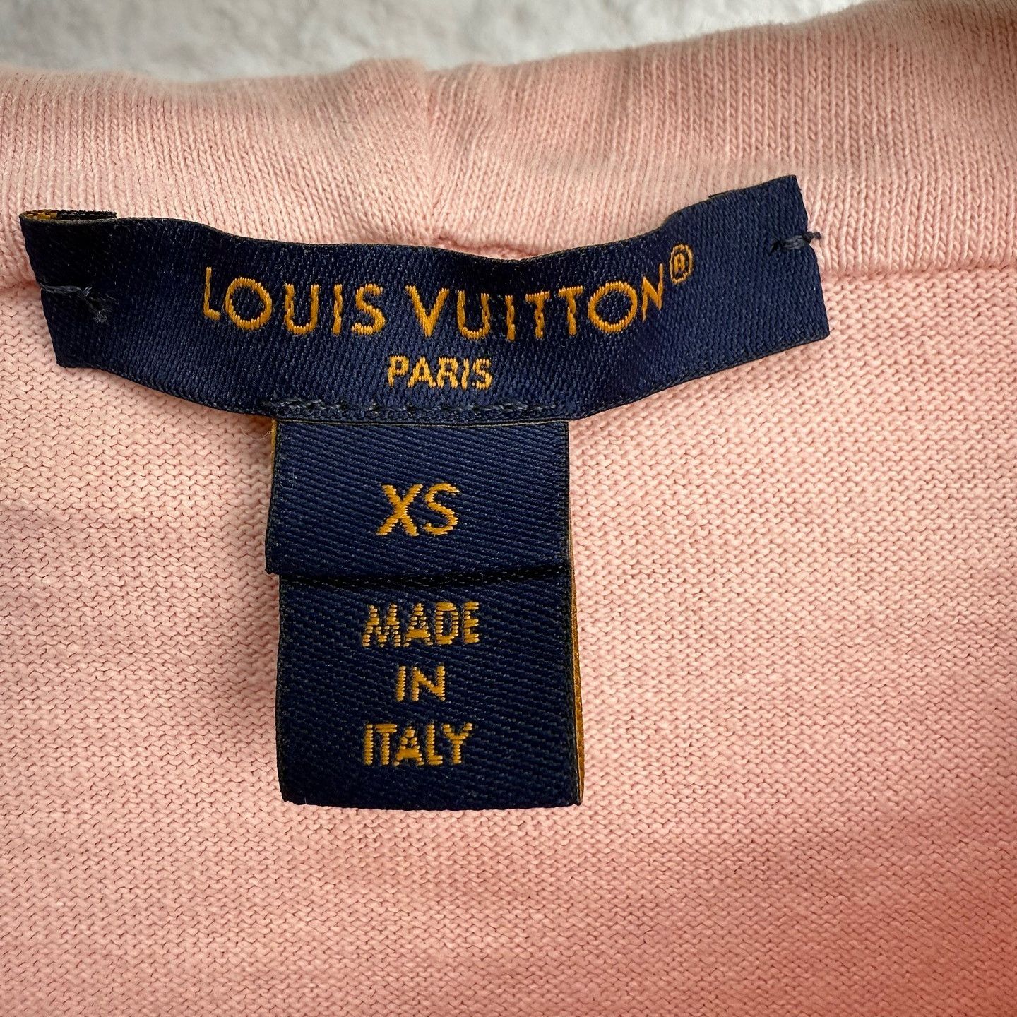 Louis Vuitton Louis Vuitton Chain Hooded T-Shirt Size XS Size XS / US 0-2 / IT 36-38 - 3 Thumbnail