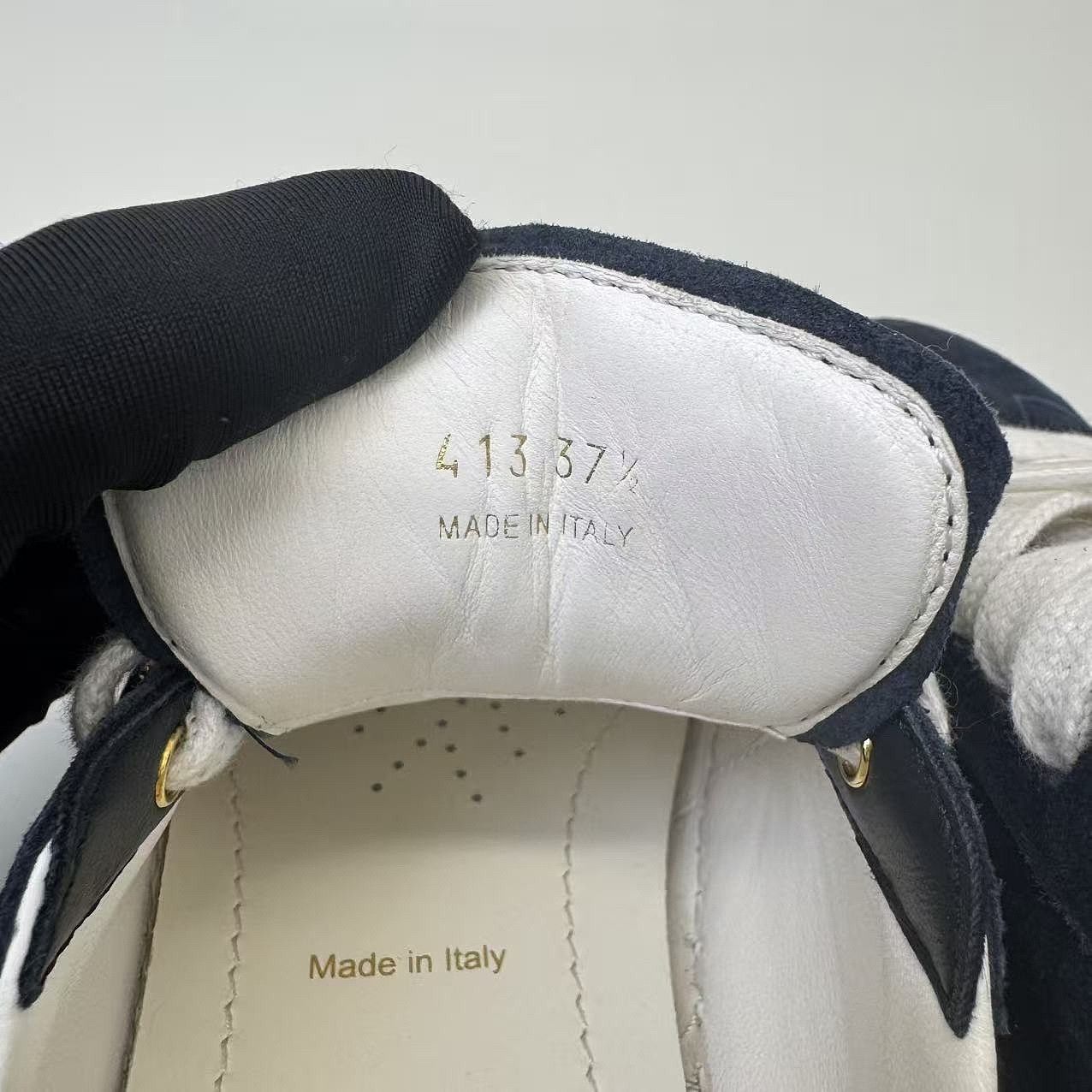 Prada Prada Suede Low-Top Sneakers Size 37.5 Size US 7.5 / IT 37.5 - 5 Thumbnail