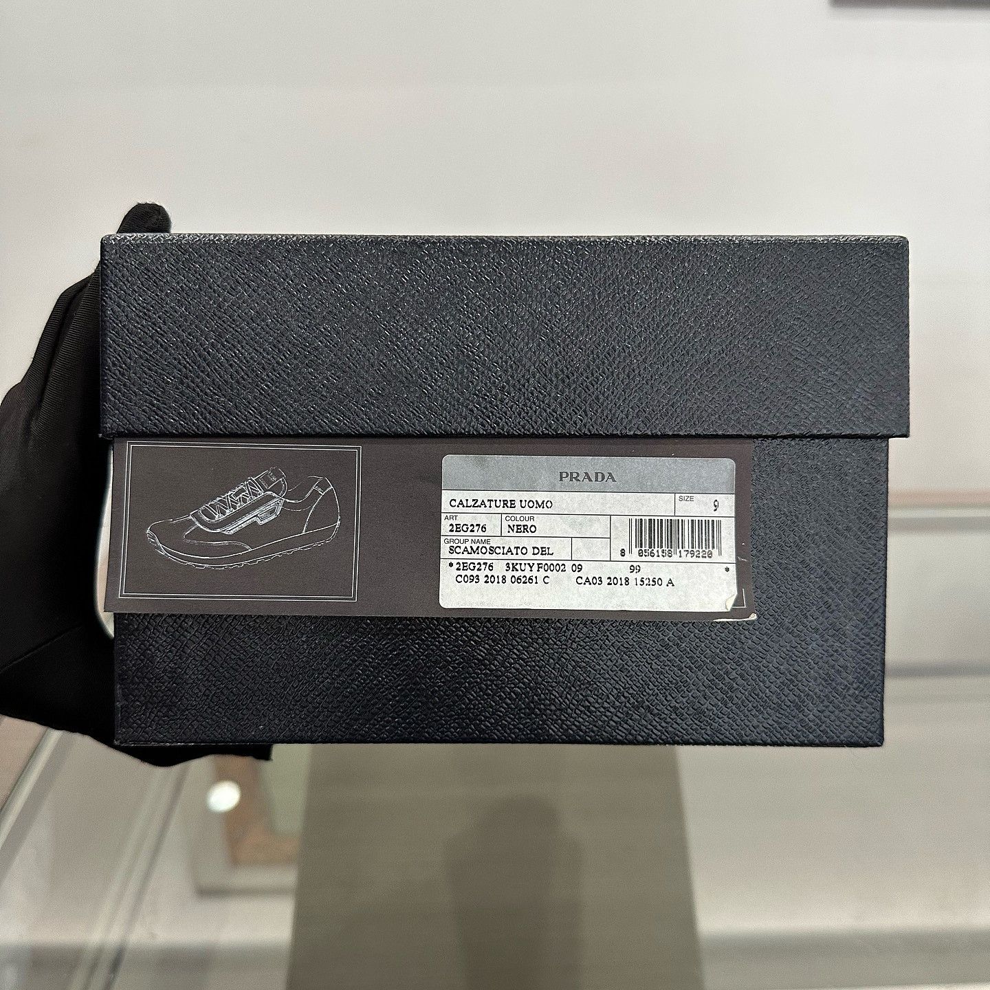 Prada Prada Logo Patch Suede Low-Top Sneakers Size US 10 Size US 10 / EU 43 - 10 Thumbnail