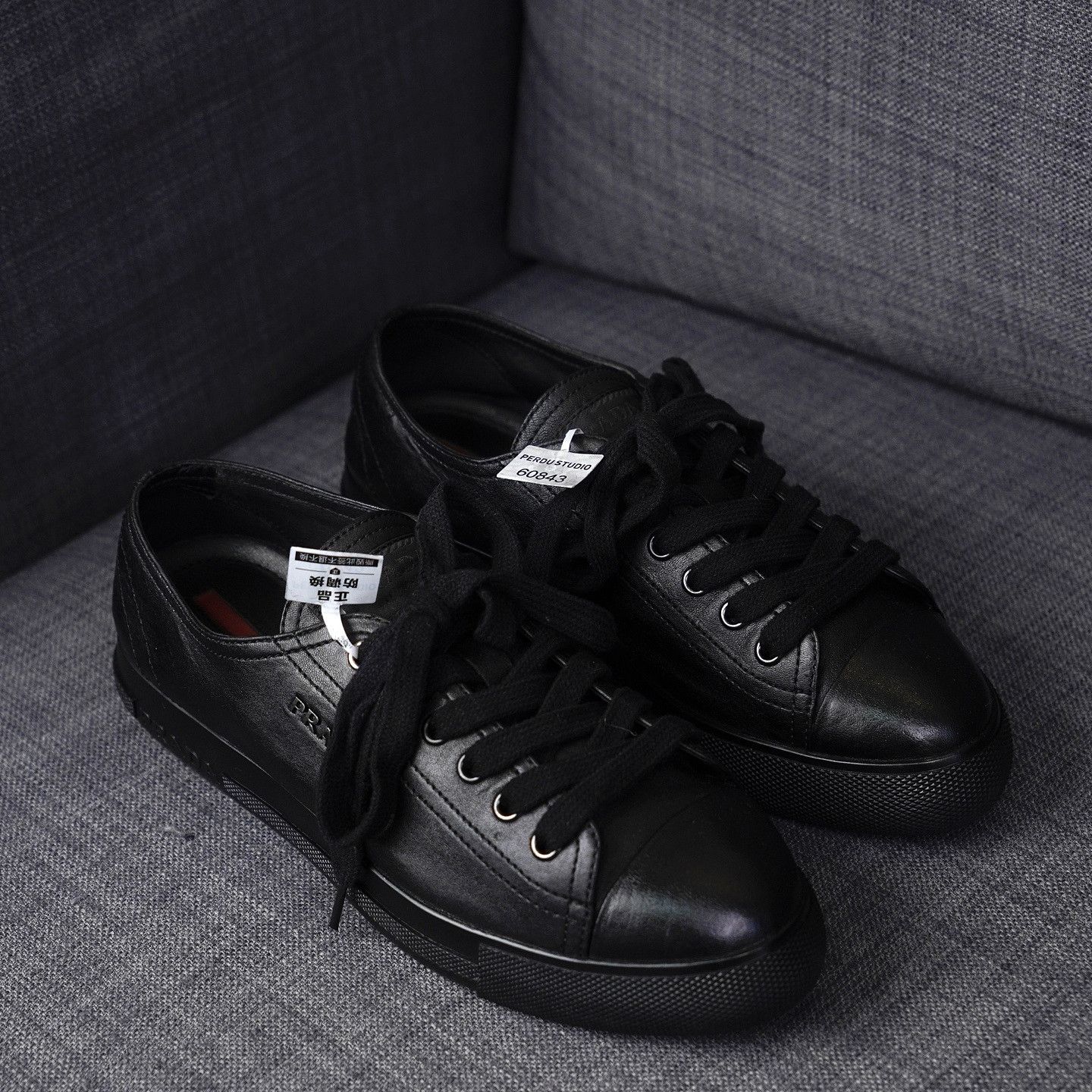Prada Prada Black Leather Low-Top Sneakers Size 36.5 Size US 6.5 / IT 36.5 - 7 Thumbnail