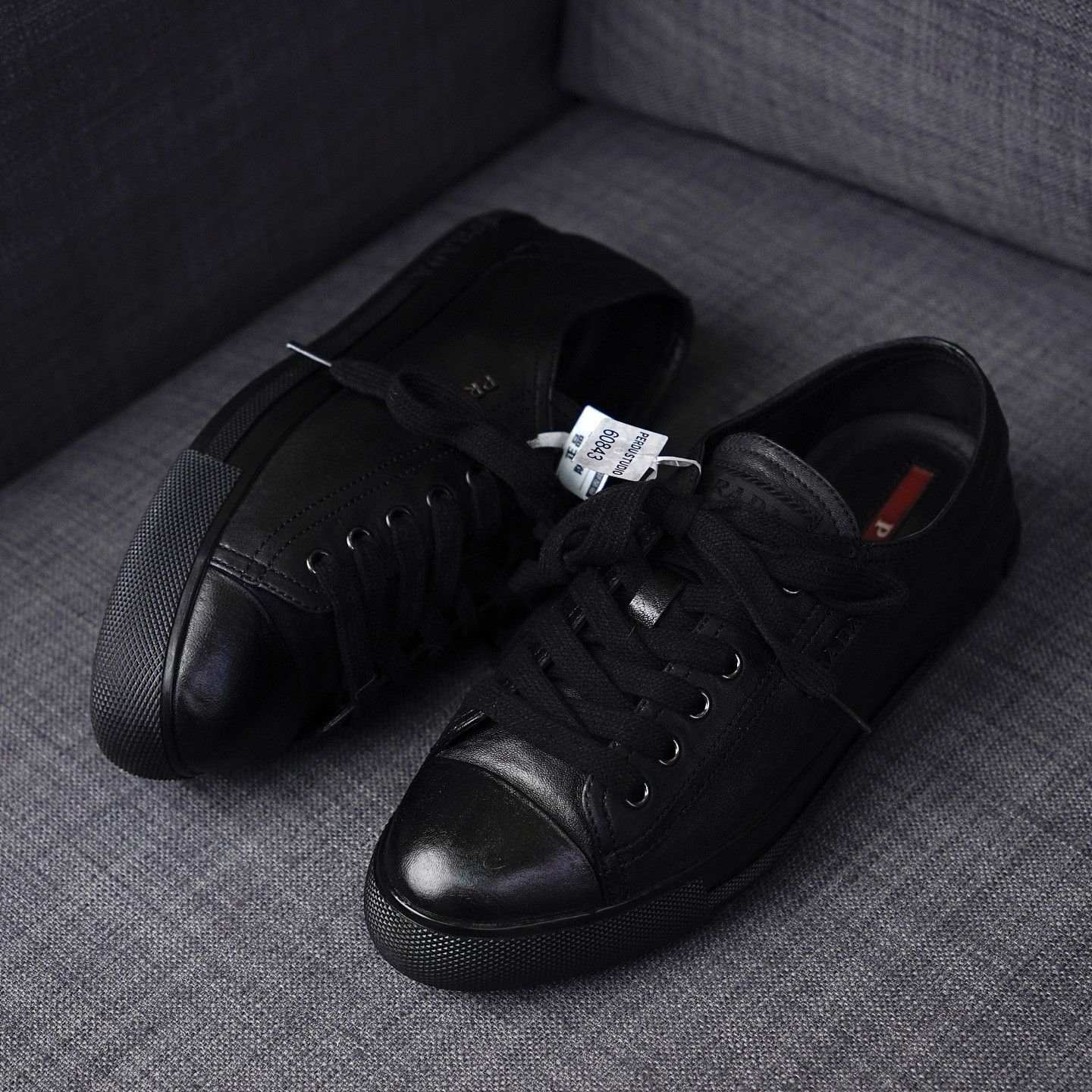 Prada Prada Black Leather Low-Top Sneakers Size 36.5 Size US 6.5 / IT 36.5 - 9 Thumbnail
