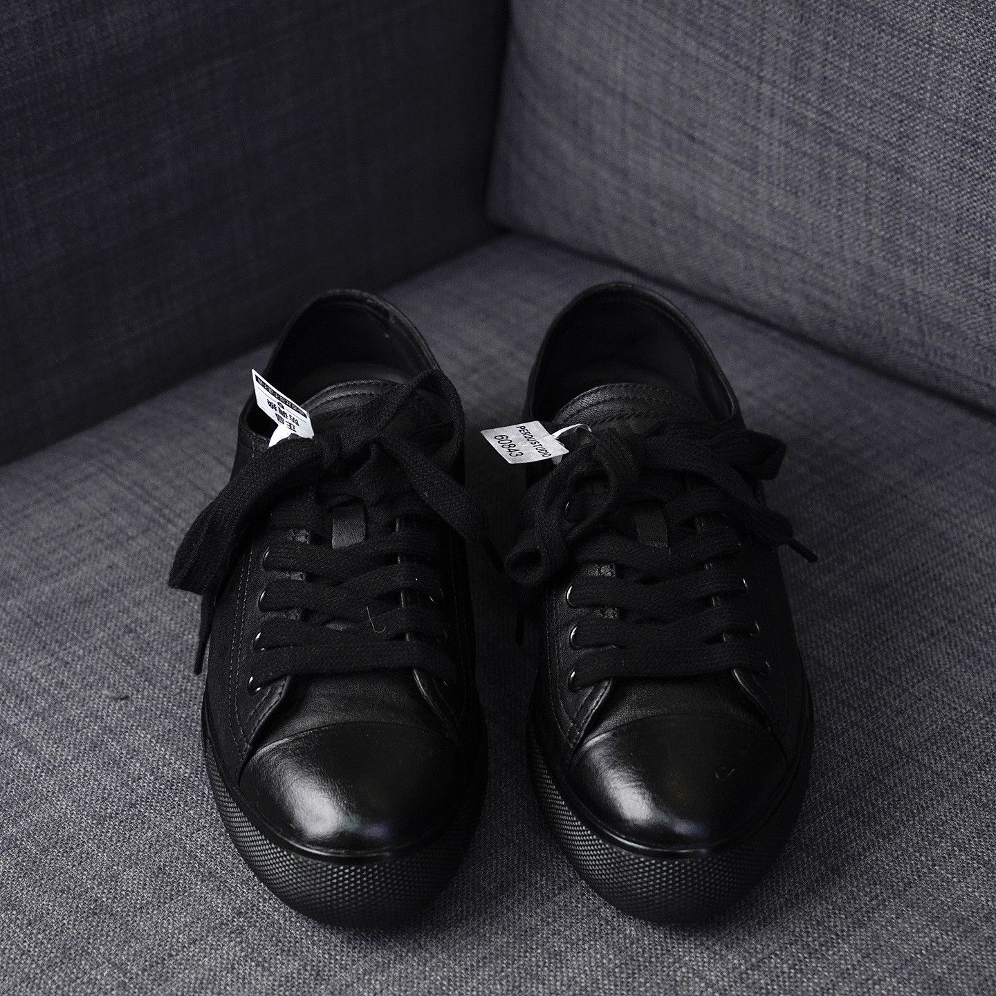 Prada Prada Black Leather Low-Top Sneakers Size 36.5 Size US 6.5 / IT 36.5 - 2 Thumbnail