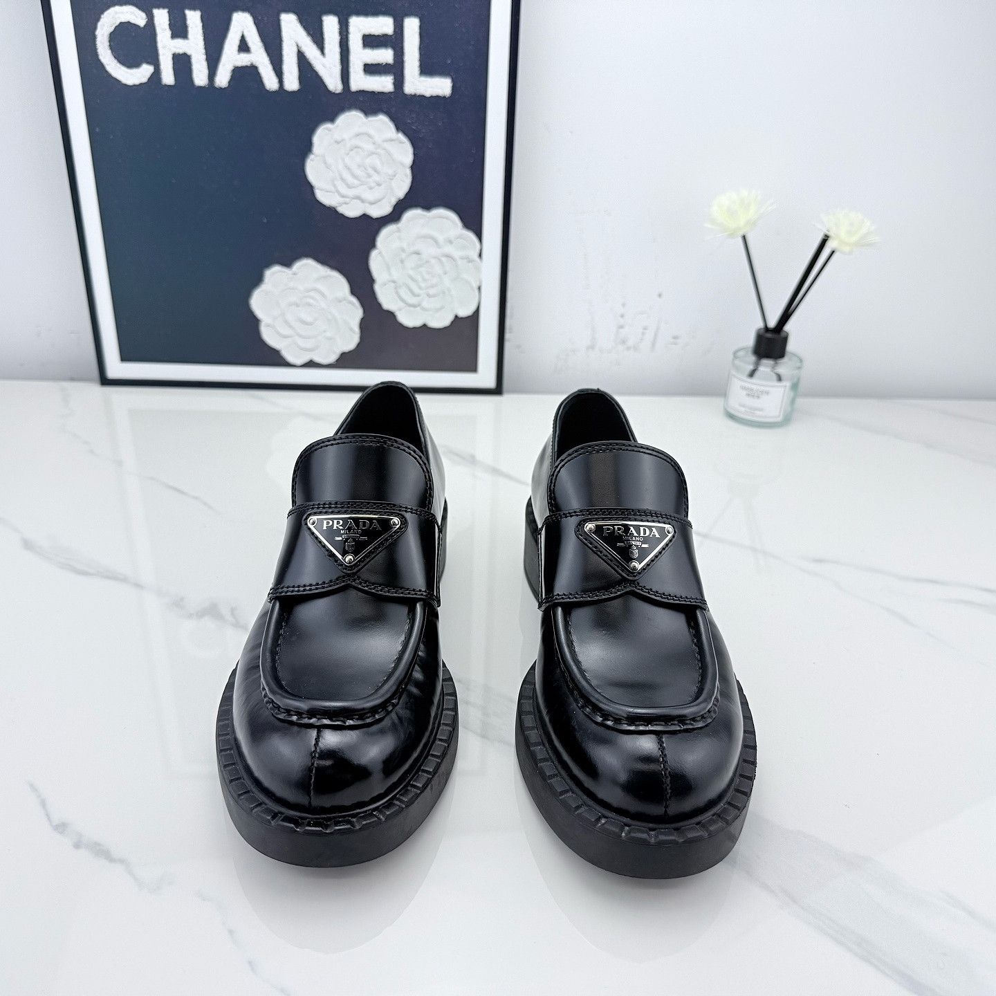 Prada Prada Chocolate Leather Loafers Size 35 Size US 5 / IT 35 - 2 Thumbnail