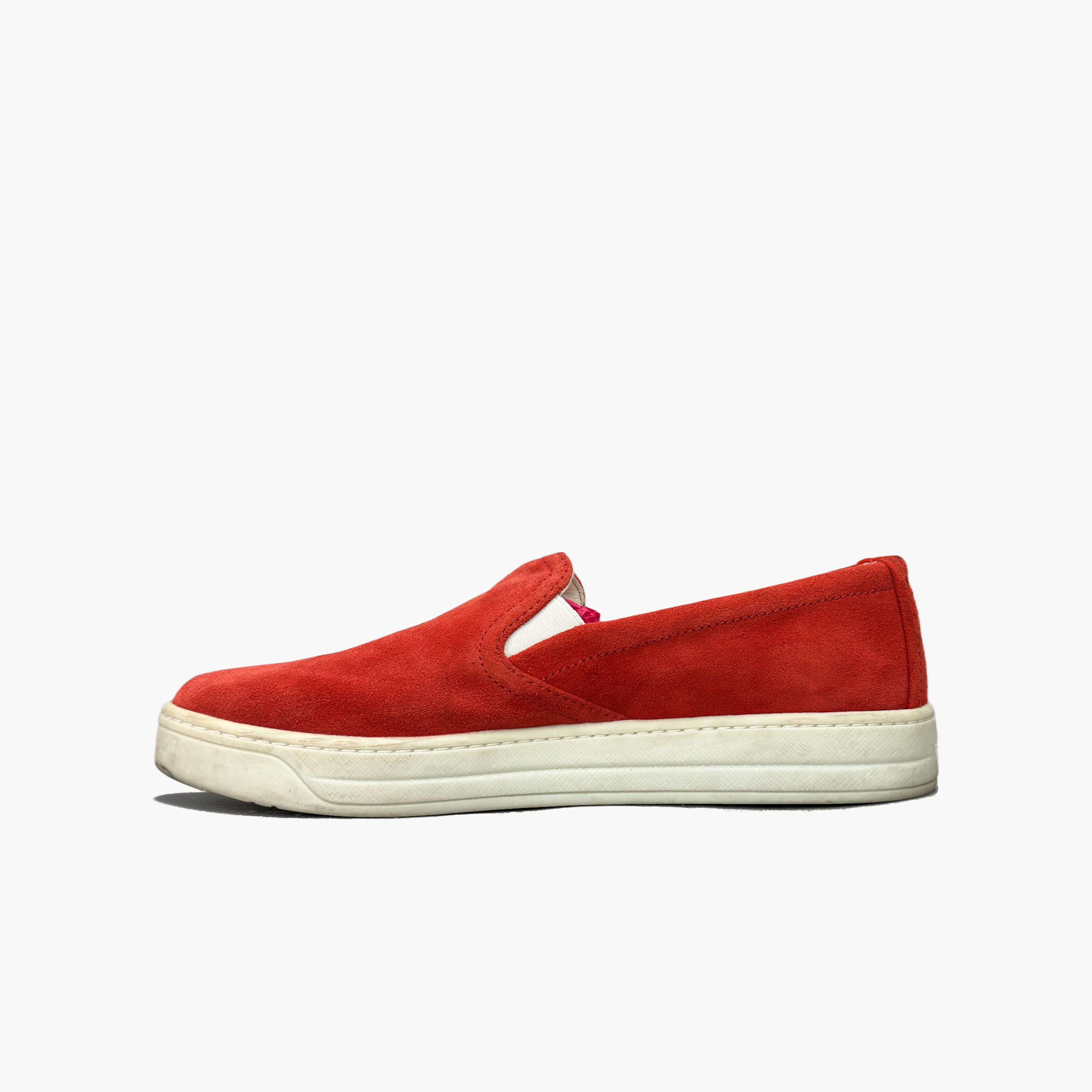 Prada Prada Suede Slip On Sneakers Red Size 36 Size US 6 / IT 36 - 3 Thumbnail