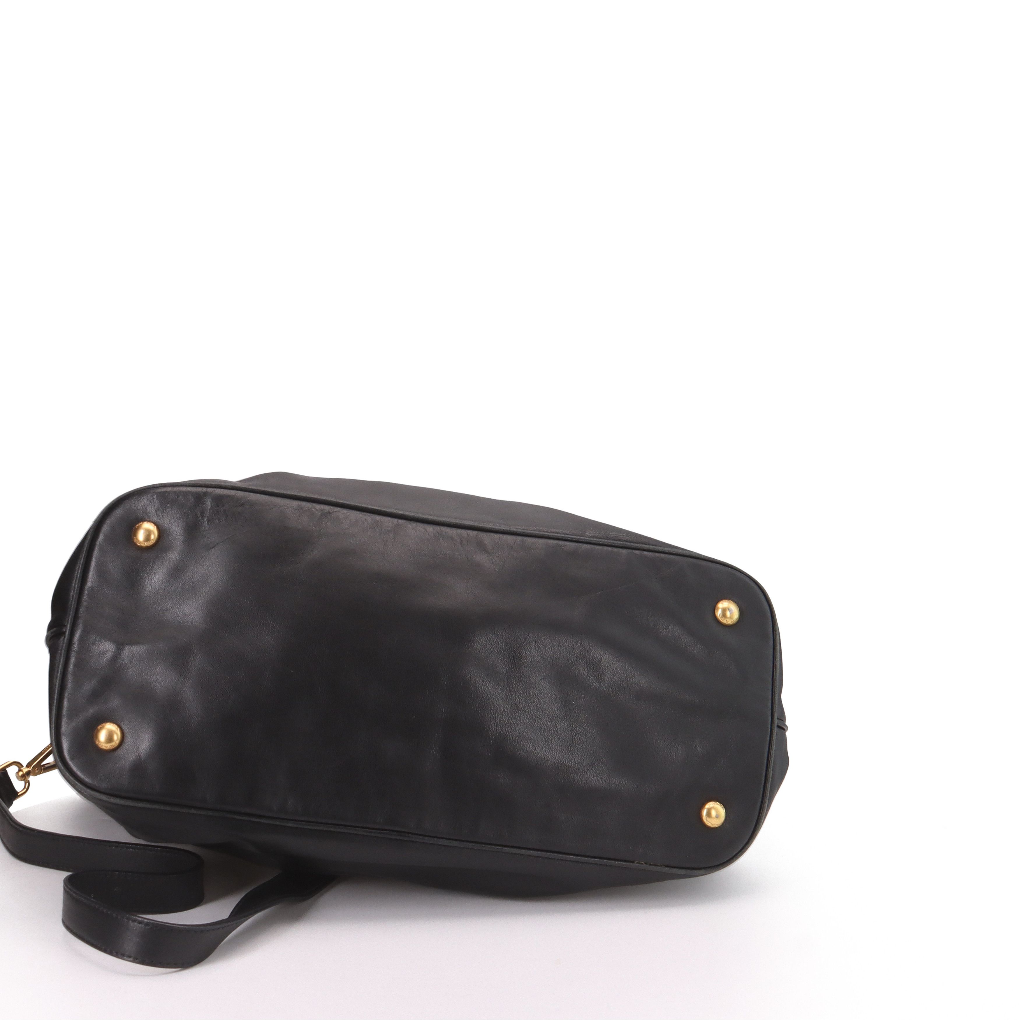 Prada Prada Black Leather Shoulder Bag Size ONE SIZE - 4 Thumbnail