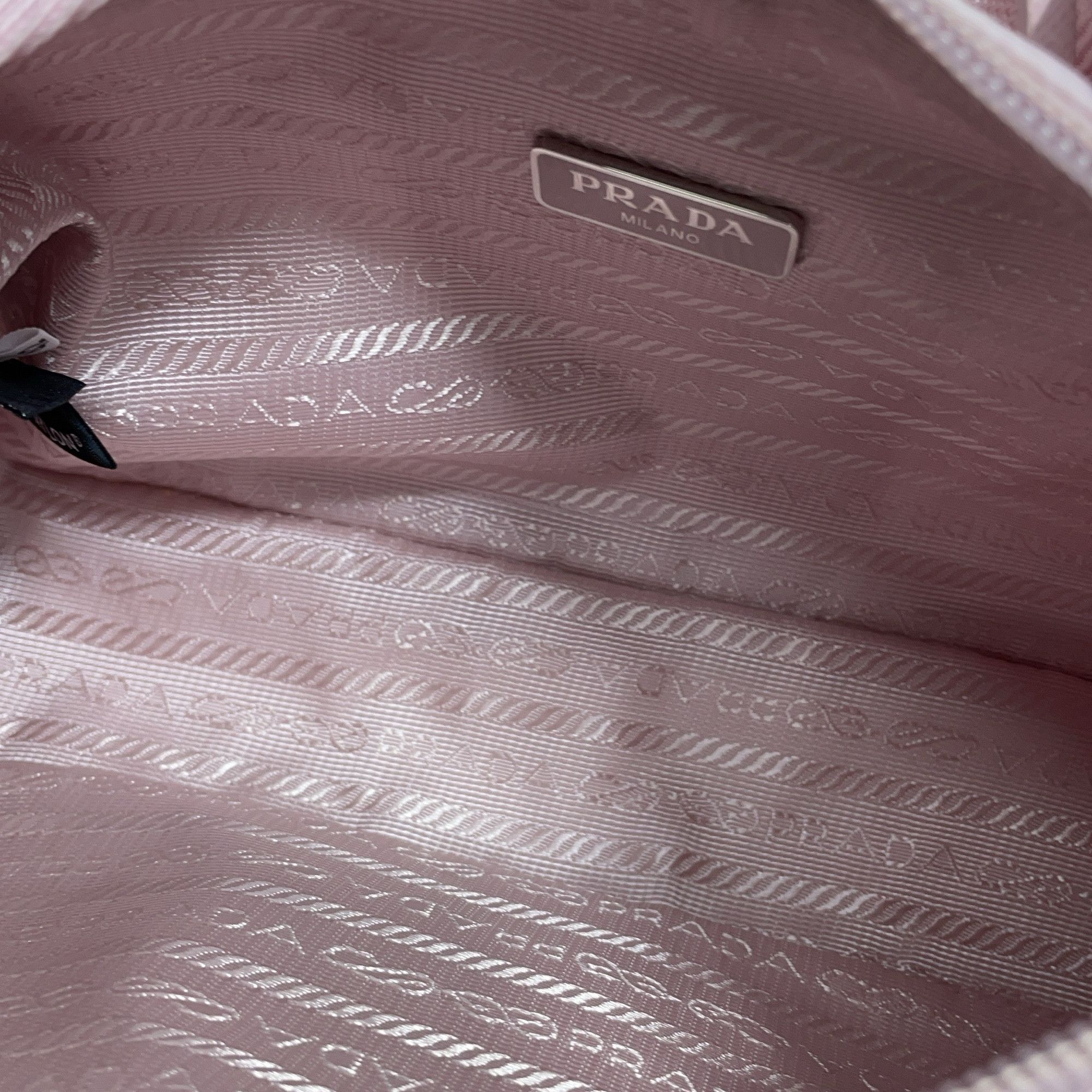 Prada Prada Re-Edition Nylon Shoulder Bag Size ONE SIZE - 11 Thumbnail