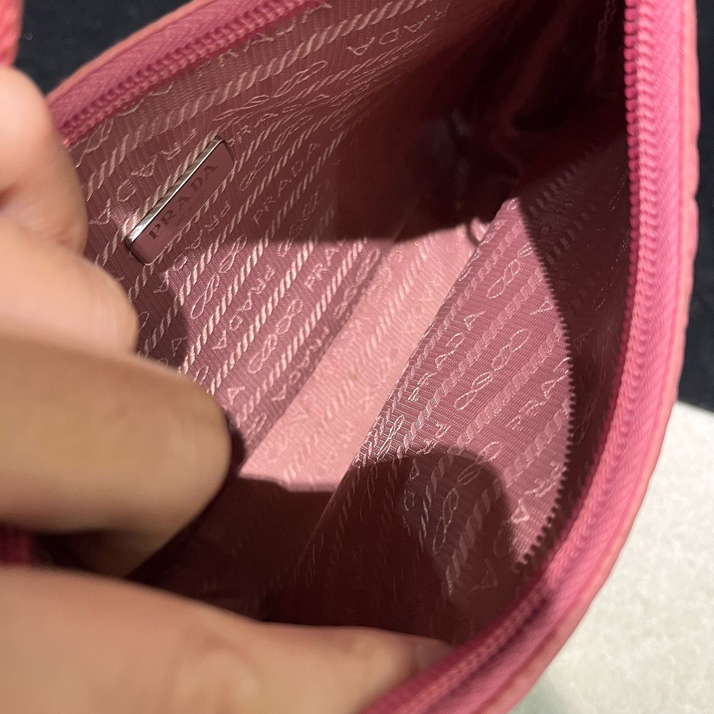 Prada Prada Re-Edition 2000 Pink Nylon Shoulder Bag Size ONE SIZE - 6 Thumbnail
