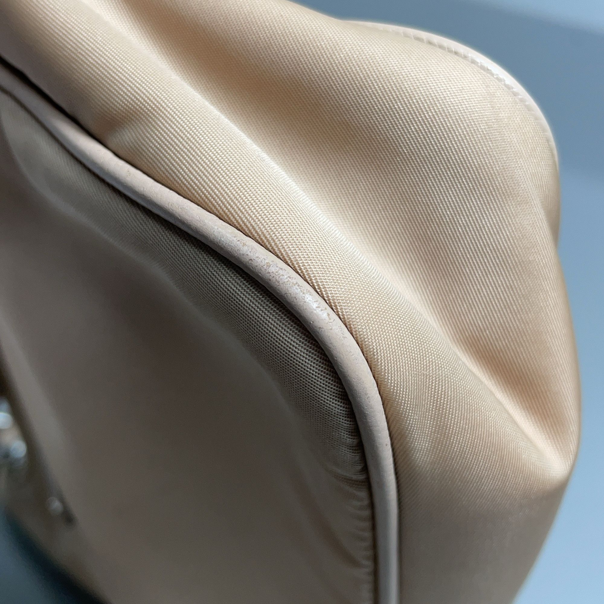 Prada Prada Re-Edition 2005 Shoulder Bag Beige Size ONE SIZE - 6 Thumbnail