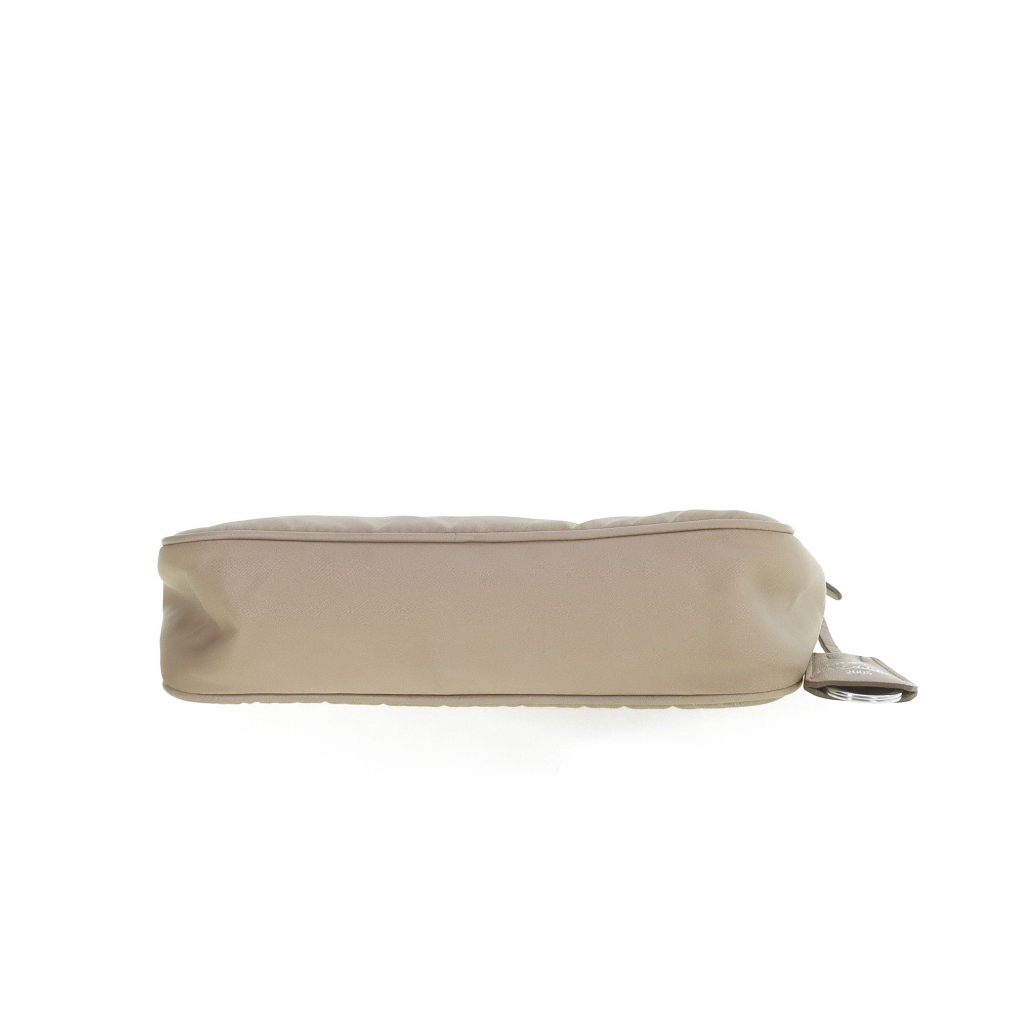 Prada Prada Re-Edition 2005 Shoulder Bag Beige Size ONE SIZE - 4 Thumbnail