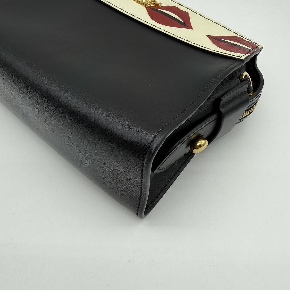 Prada Prada Lips Print Crossbody Bag Size ONE SIZE - 8 Thumbnail