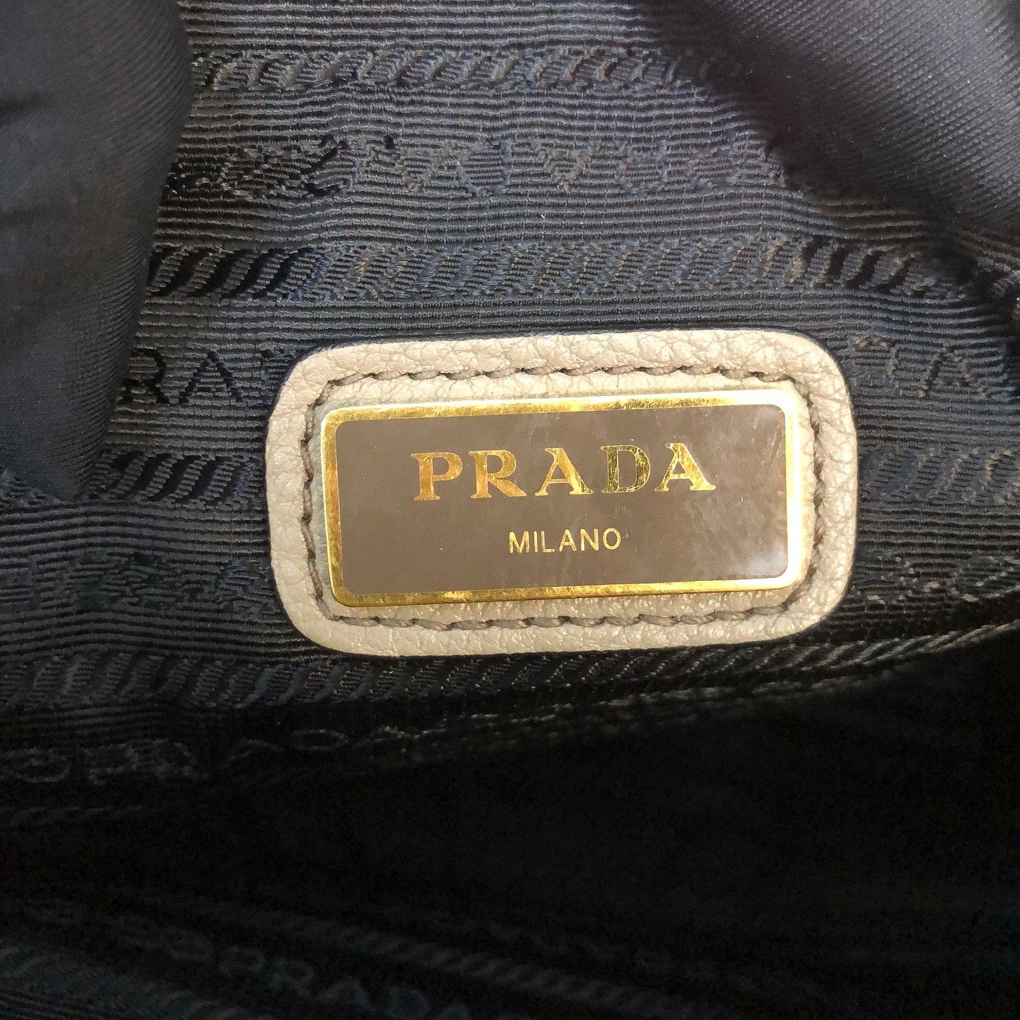 Prada Prada Pebbled Leather Camera Bag Size ONE SIZE - 8 Thumbnail