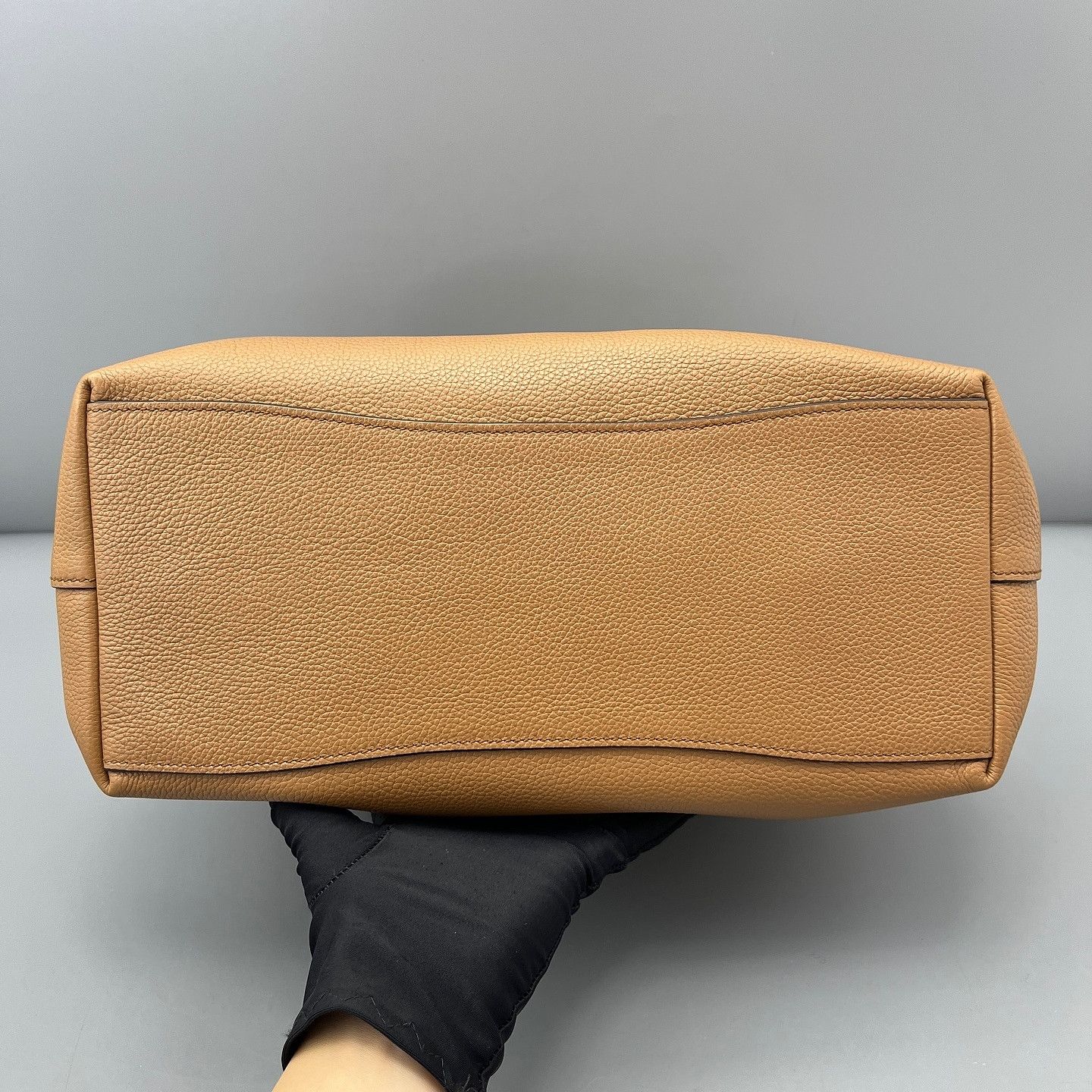 Prada Prada Embossed Logo Hobo Bag Size ONE SIZE - 4 Thumbnail