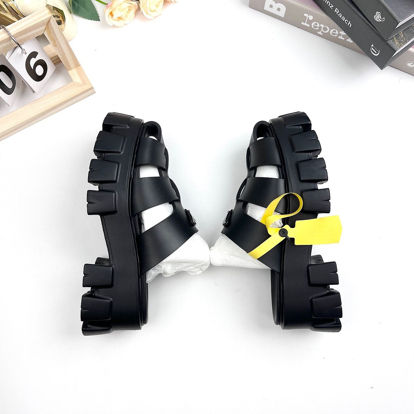 Prada Prada Monolith Sandals Size 35 Size US 5 / IT 35 - 8 Thumbnail