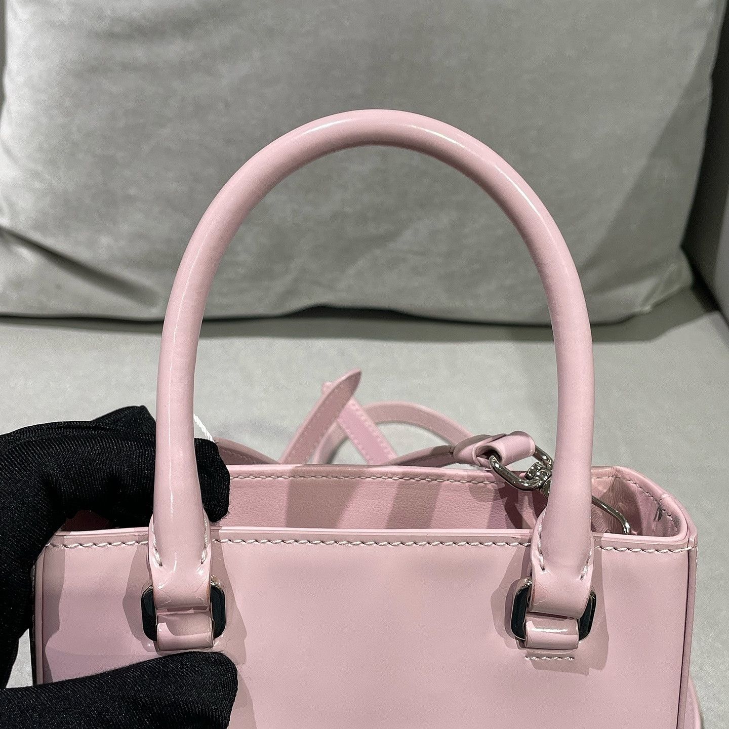 Prada Prada Pink Patent Leather Small Tote Bag Size ONE SIZE - 14 Thumbnail