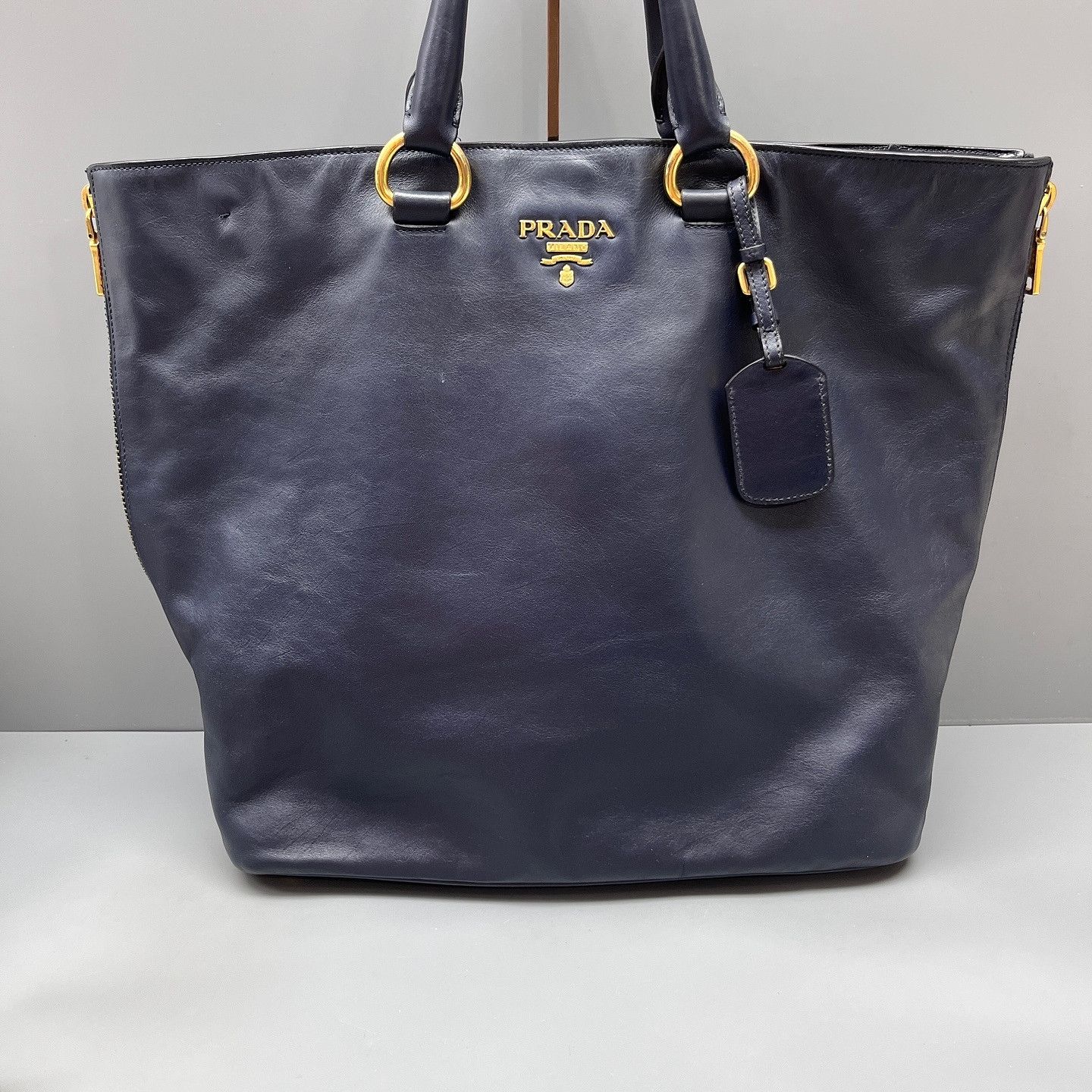 Prada Prada Blue Leather Tote Bag Size ONE SIZE - 2 Thumbnail