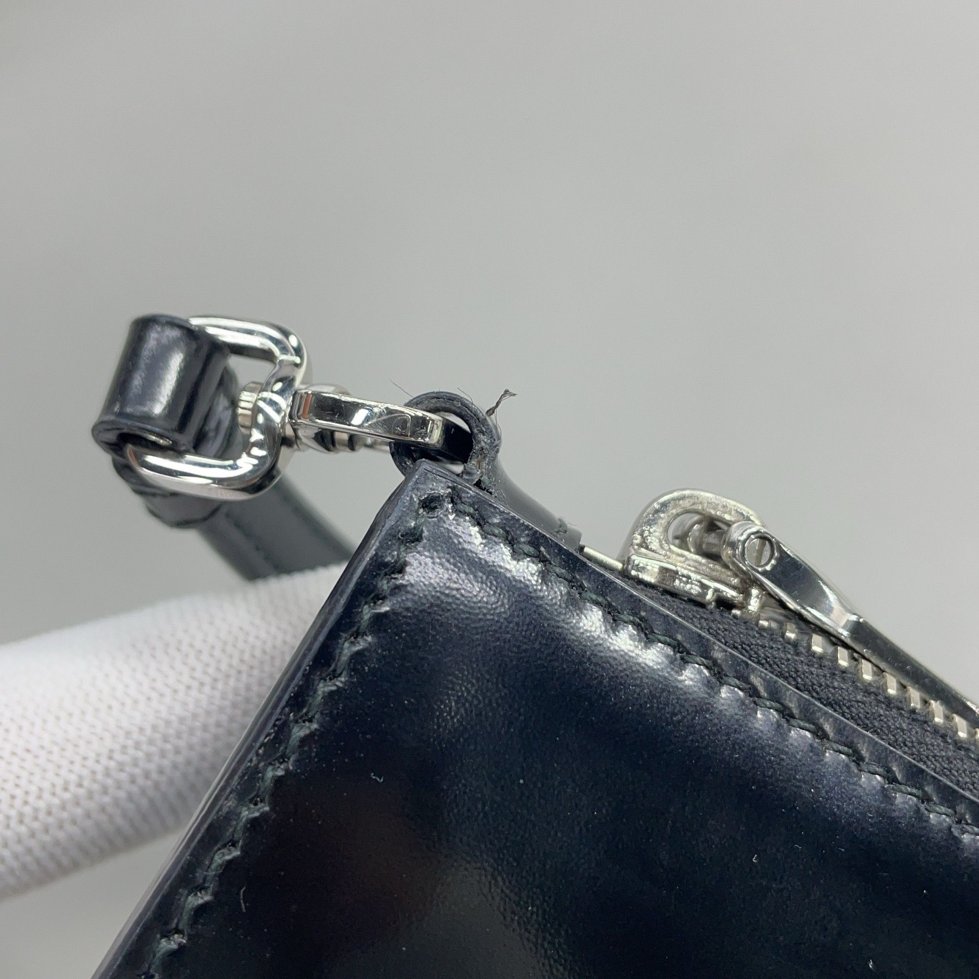 Prada Prada Logo Plaque Handle Bag Size ONE SIZE - 6 Thumbnail