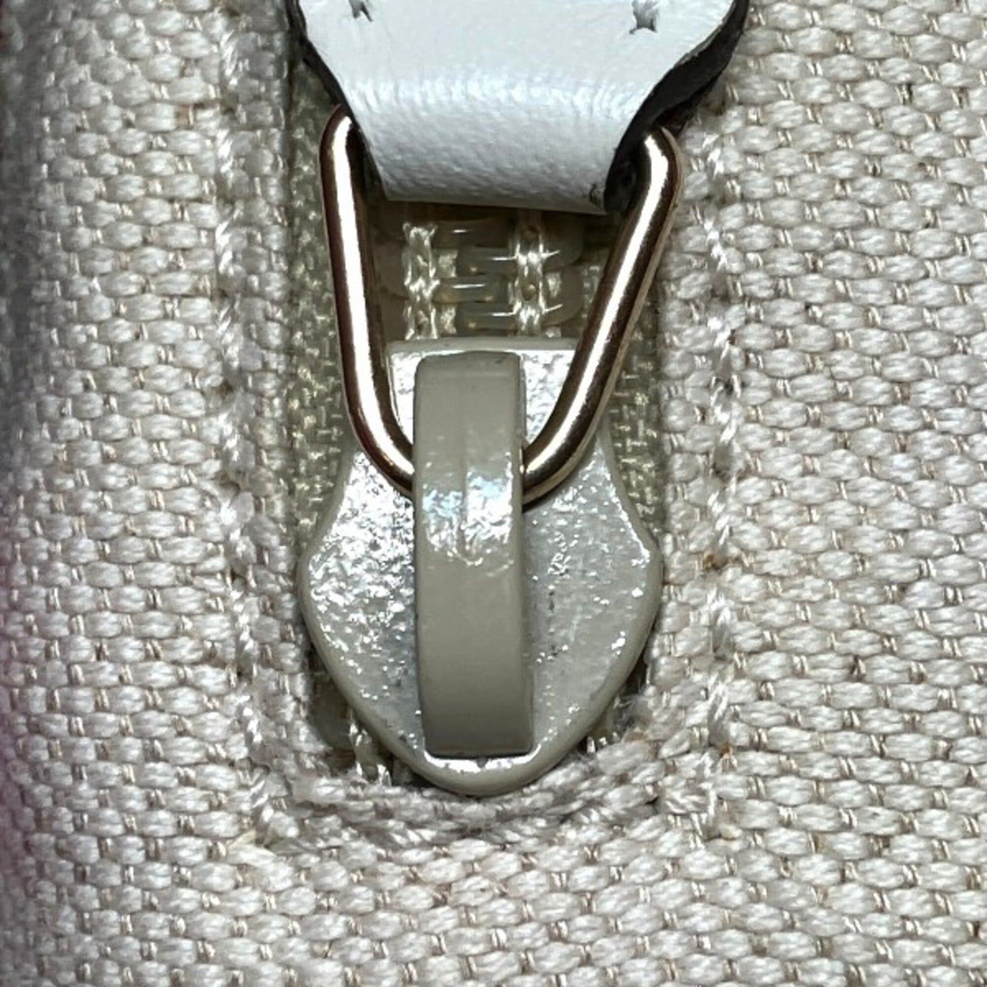 Gucci Gucci Heartbeat 282439 Handbag Tote Bag for Women Size ONE SIZE - 8 Thumbnail