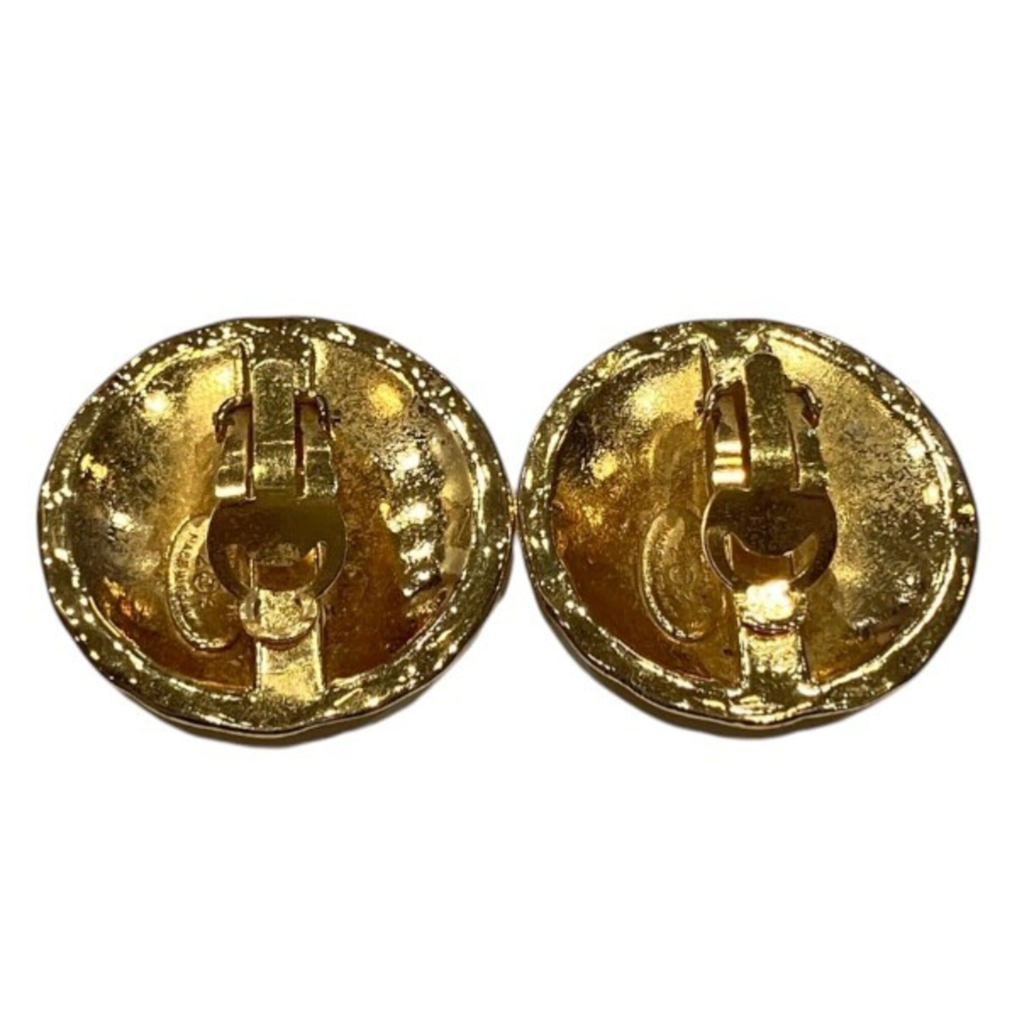 Chanel Chanel Matelassé Coco Mark Gold 23 Vintage Brand Accessories Earrings for Women Size ONE SIZE - 3 Thumbnail
