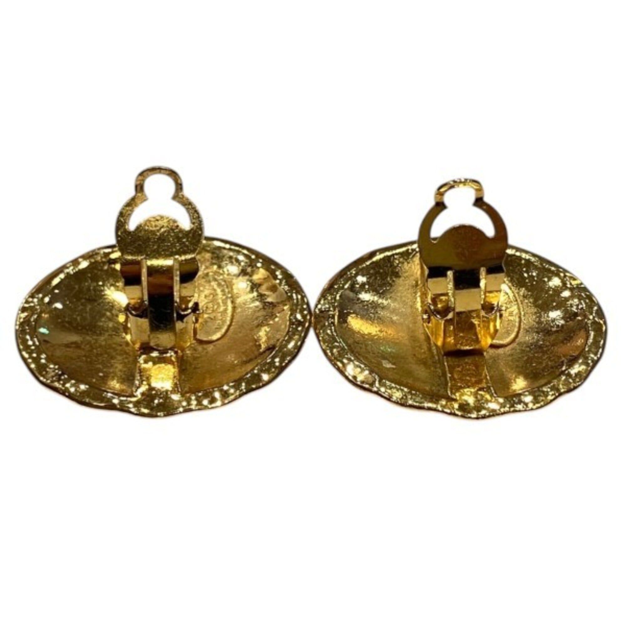 Chanel Chanel Matelassé Coco Mark Gold 23 Vintage Brand Accessories Earrings for Women Size ONE SIZE - 5 Thumbnail