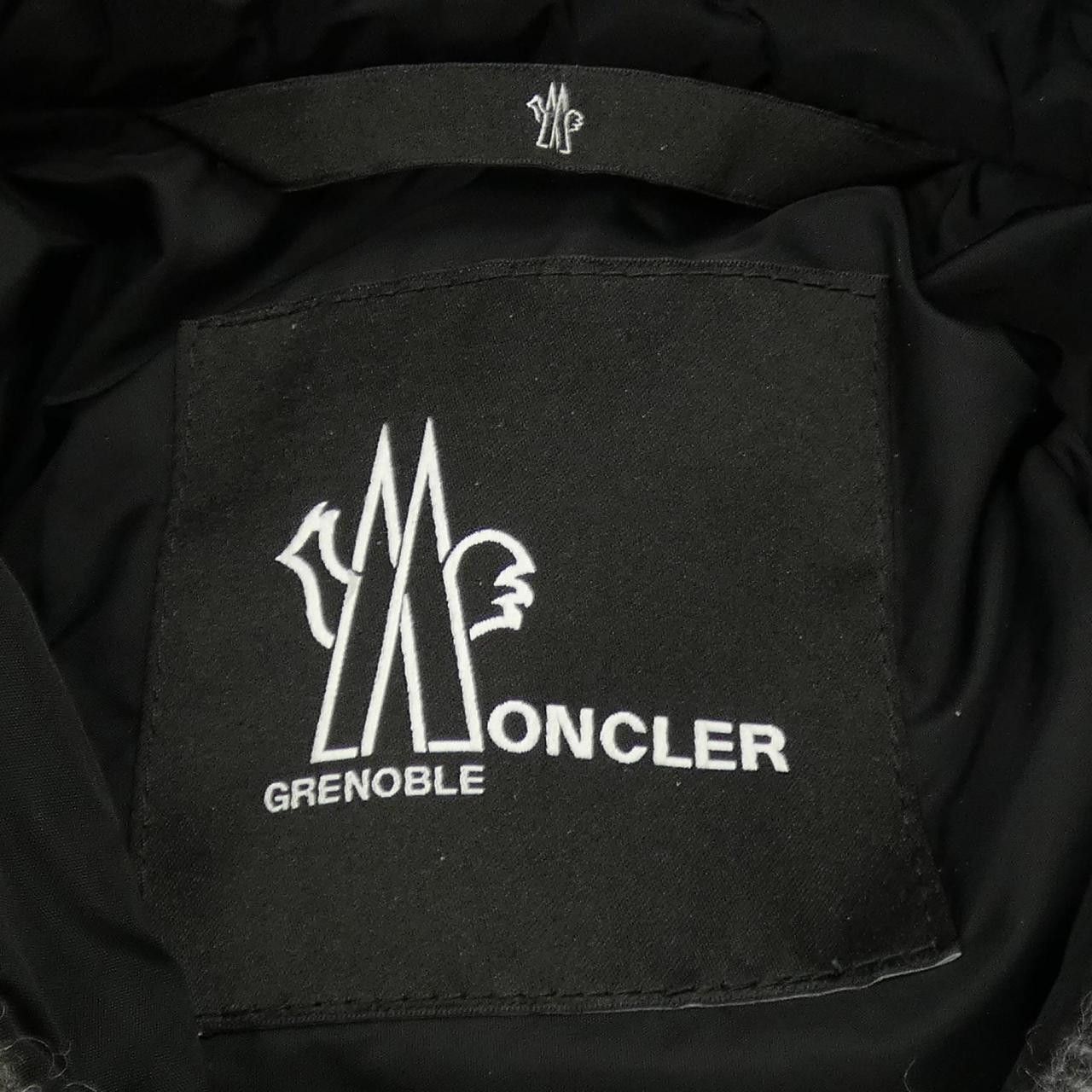 Moncler Moncler Moncler Grenoble TUX Down Jacket Textile Outerwear TUX DUTY FREE for USA Size ONE SIZE - 5 Thumbnail