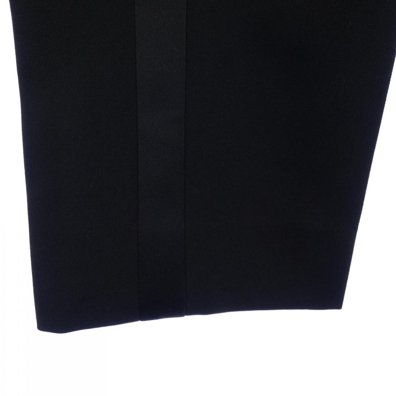Yves Saint Laurent Yves Saint Laurent Saint Laurent Pants Others Pants 607849Y512W DUTY FREE for USA Size ONE SIZE - 2 Thumbnail