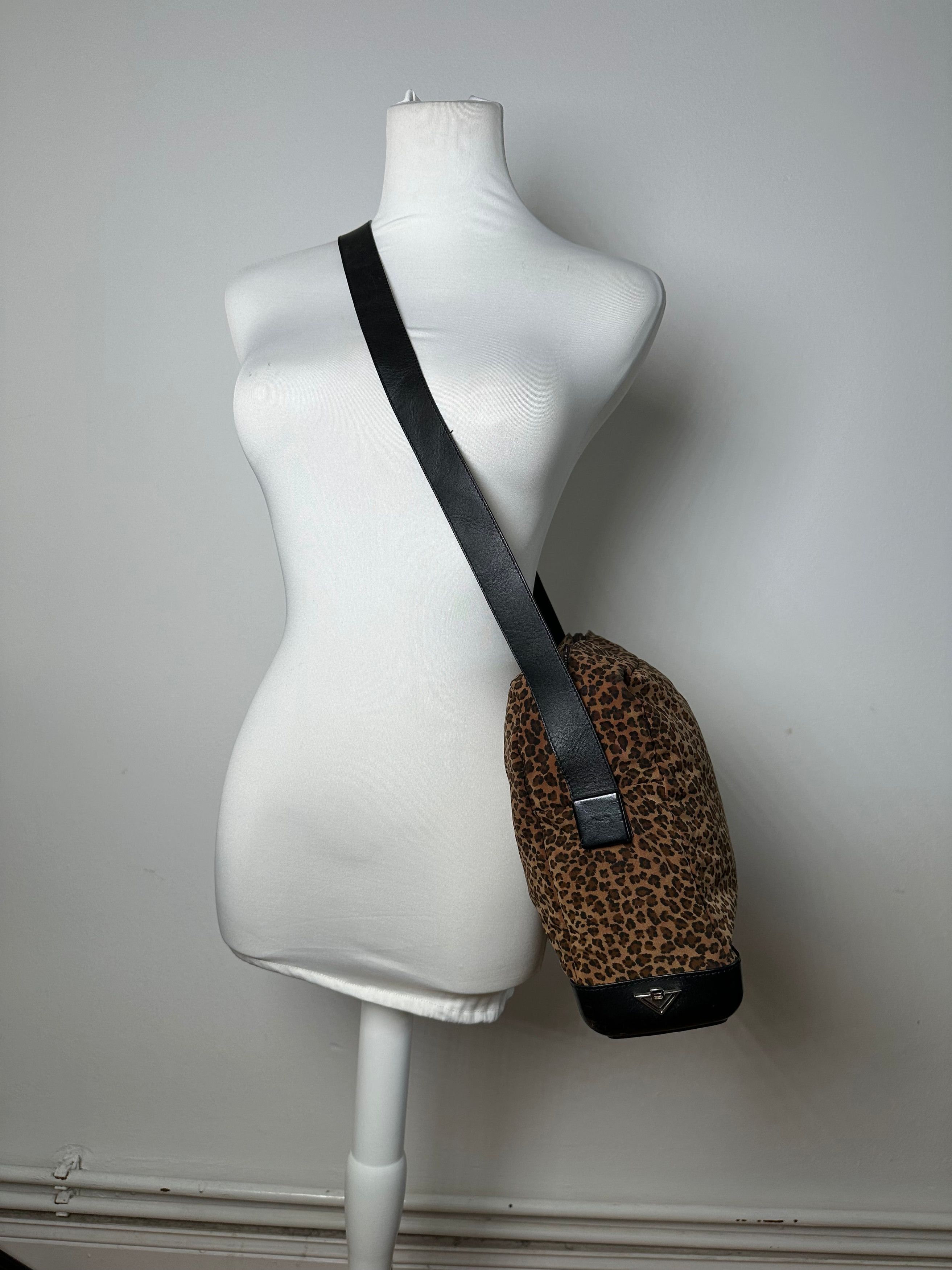 Bottega Veneta Vintage Leopard Suede Shoulder Bag Tan Size ONE SIZE - 7 Thumbnail