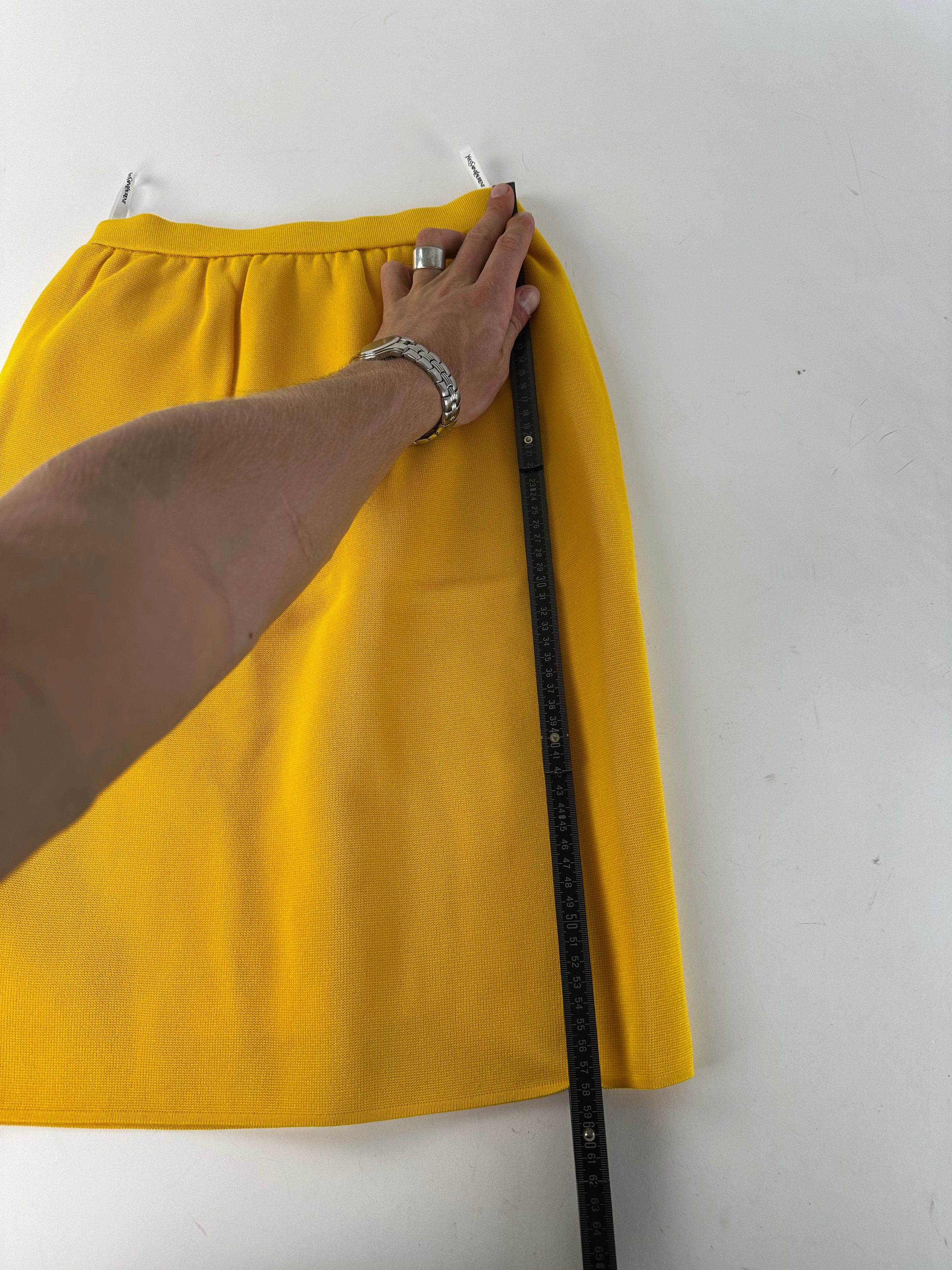 Yves Saint Laurent Vintage Marigold Yellow Wool Pencil Skirt Size 30" / US 8 / IT 44 - 9 Thumbnail