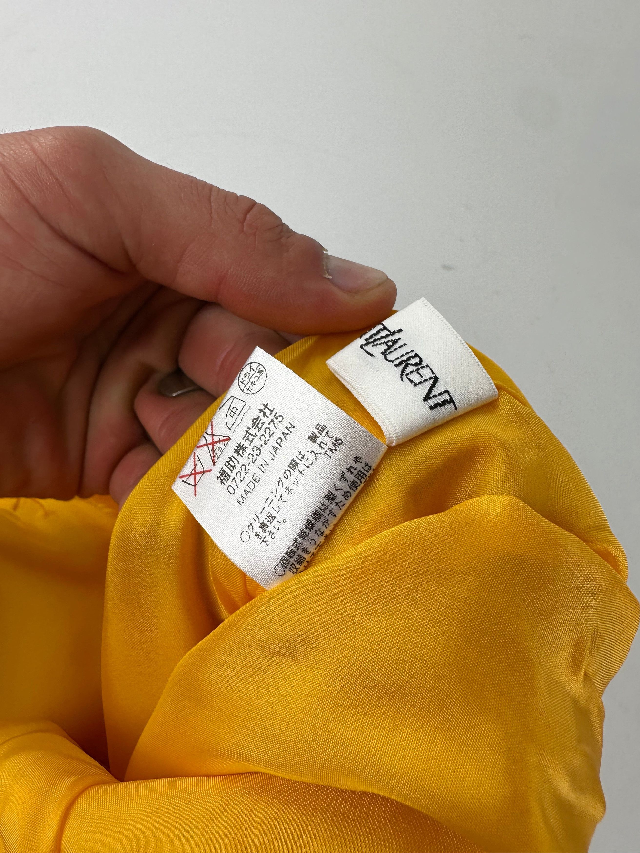 Yves Saint Laurent Vintage Marigold Yellow Wool Pencil Skirt Size 30" / US 8 / IT 44 - 4 Thumbnail