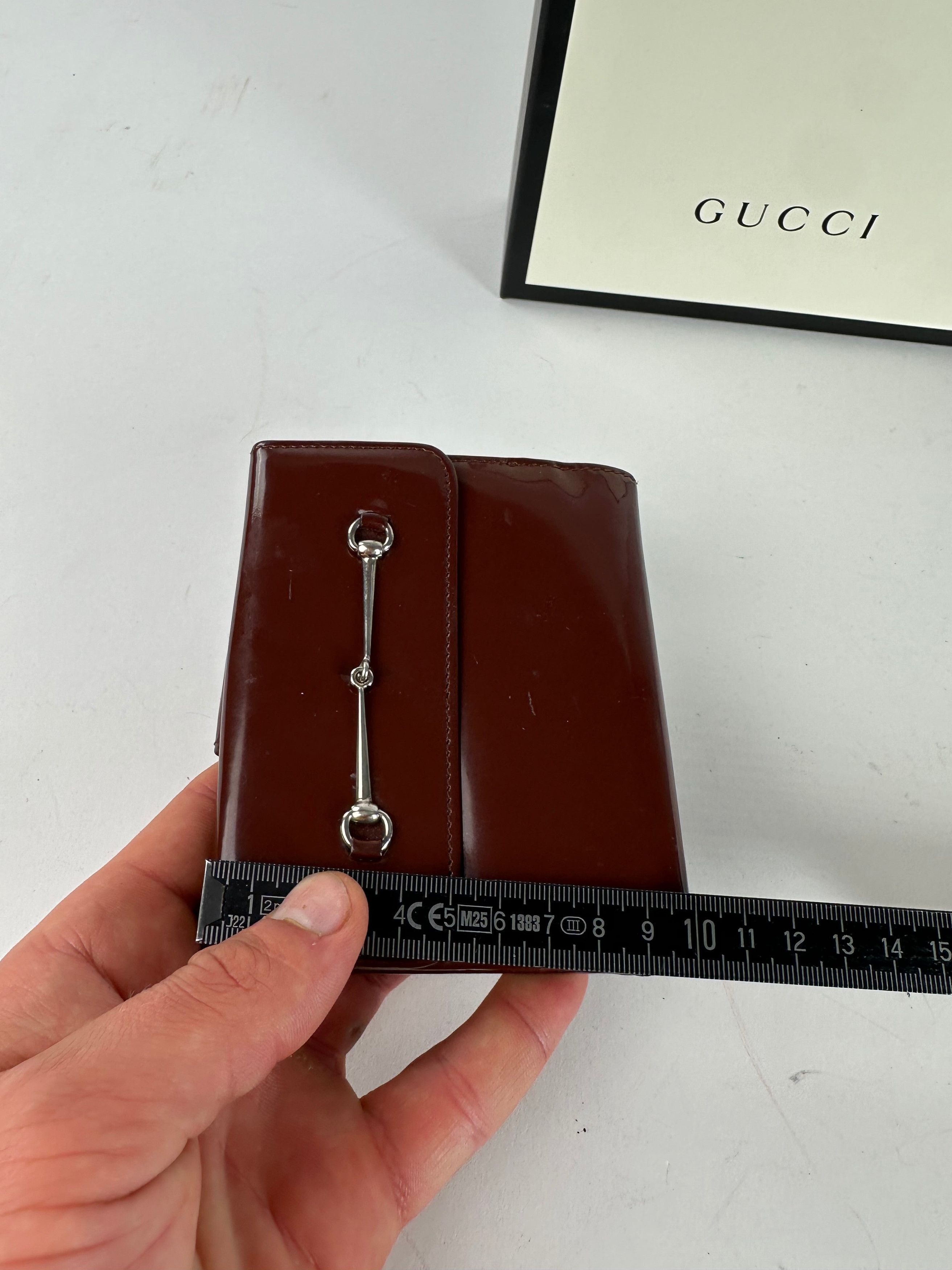 Gucci Vintage Horsebit Compact Wallet Burgundy Patent Leather Size ONE SIZE - 10 Thumbnail